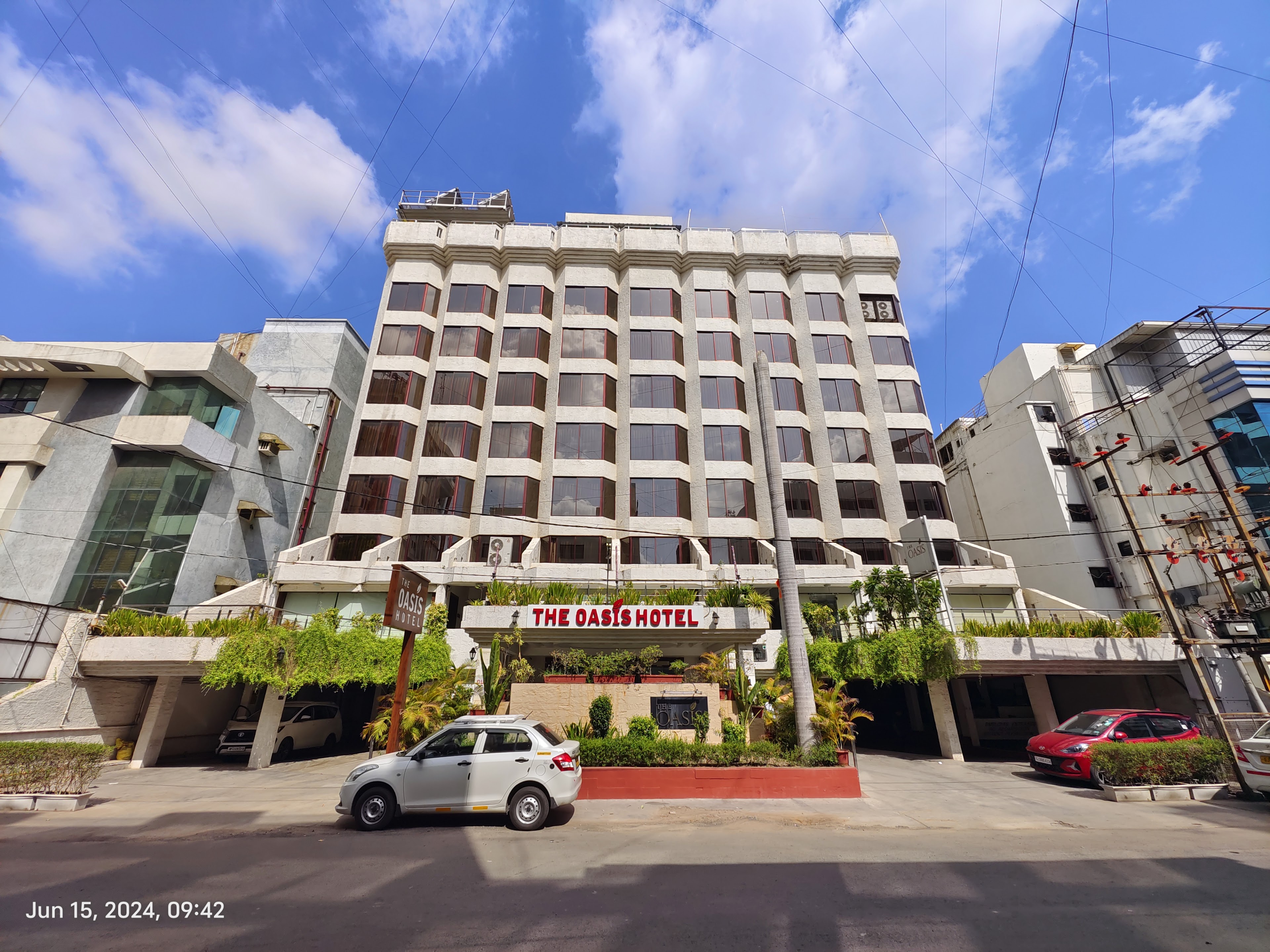 The Oasis Hotel, Vadodara — photo 1
