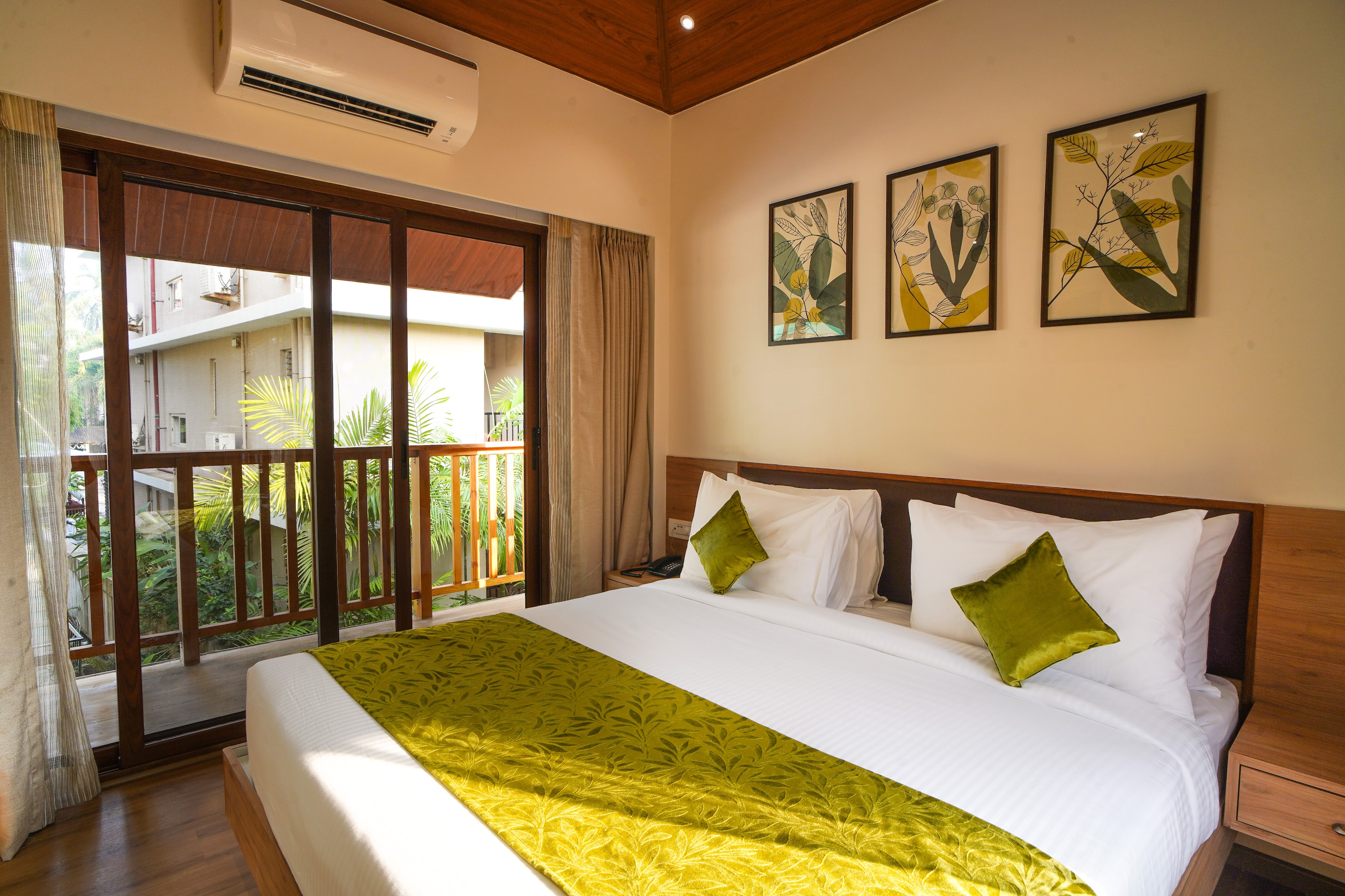 Treehouse MARS Beach Cottages & Villas, Calangute Goa, Panaji — photo 6