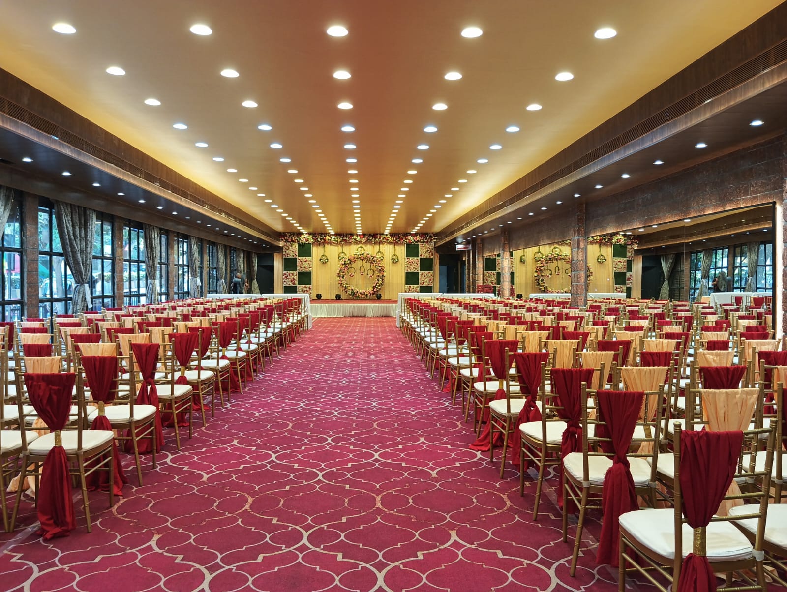 Paradise Banquets: Banquet Hall in Borivali | Birthday Party Hall Borivali | Birthday Party Venue, Mumbai — photo 1