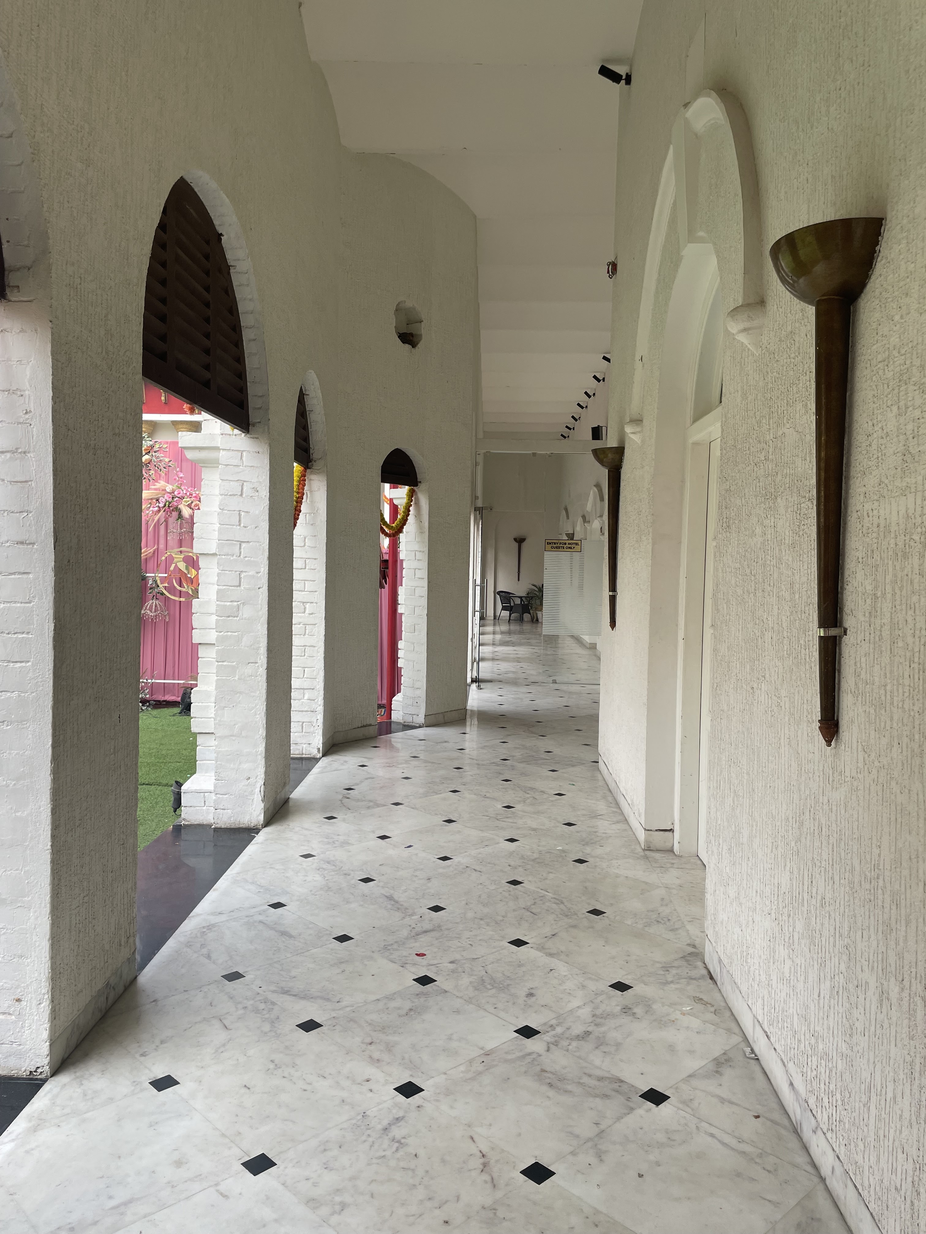 Saroja Palace, Varanasi — photo 9