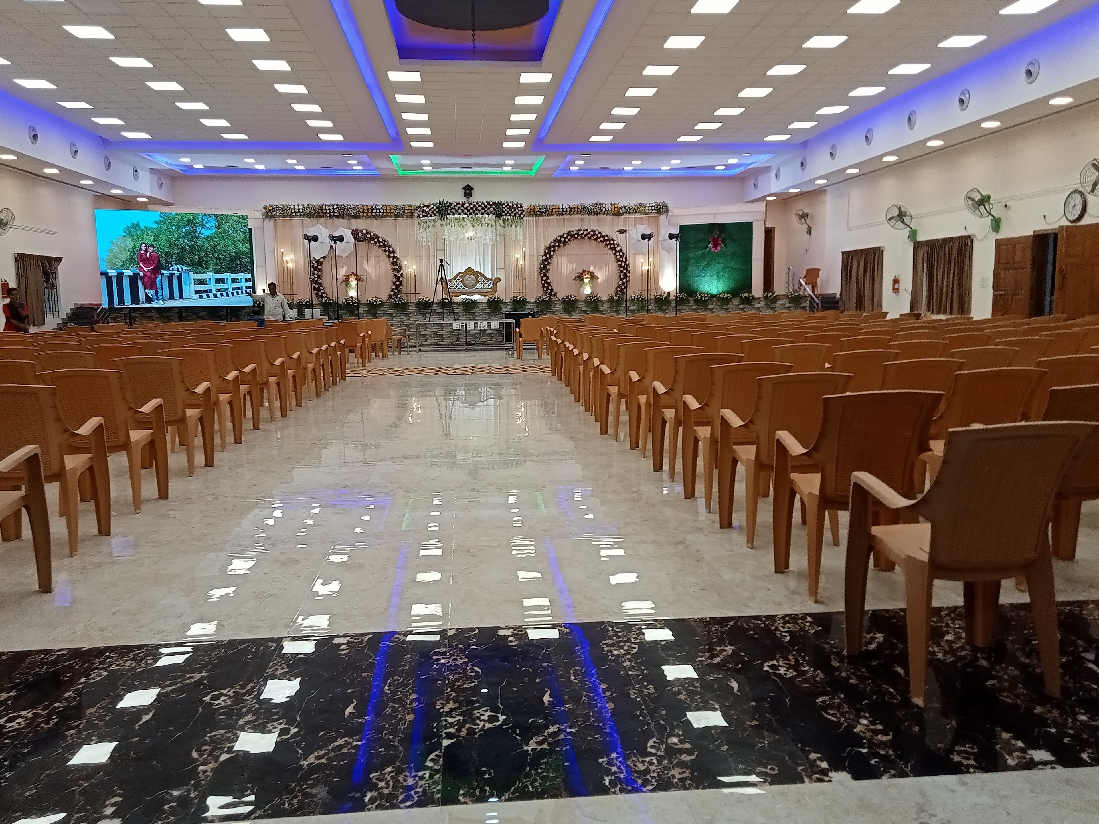 SRI SAI MAHAL (AC), Dharmapuri — photo 2