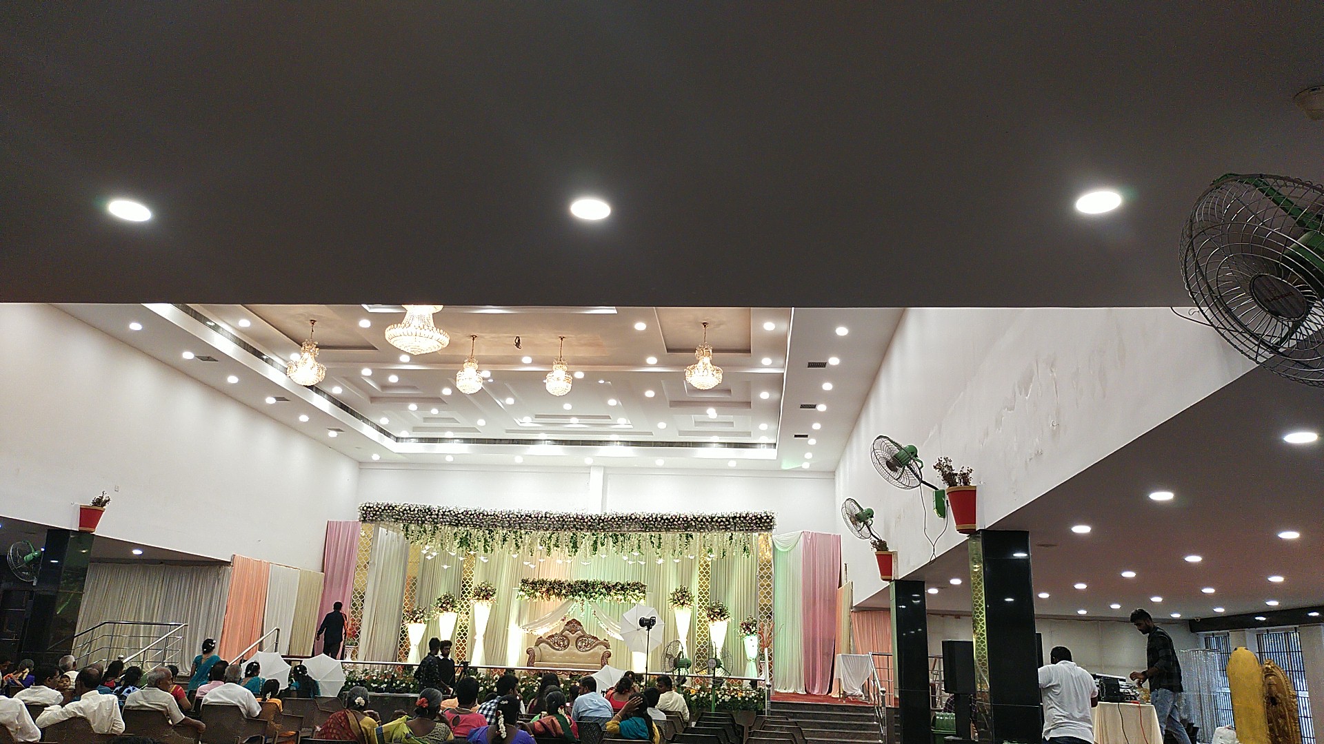Vaigai Jothi Mahal A/C, Chengalpattu — photo 4