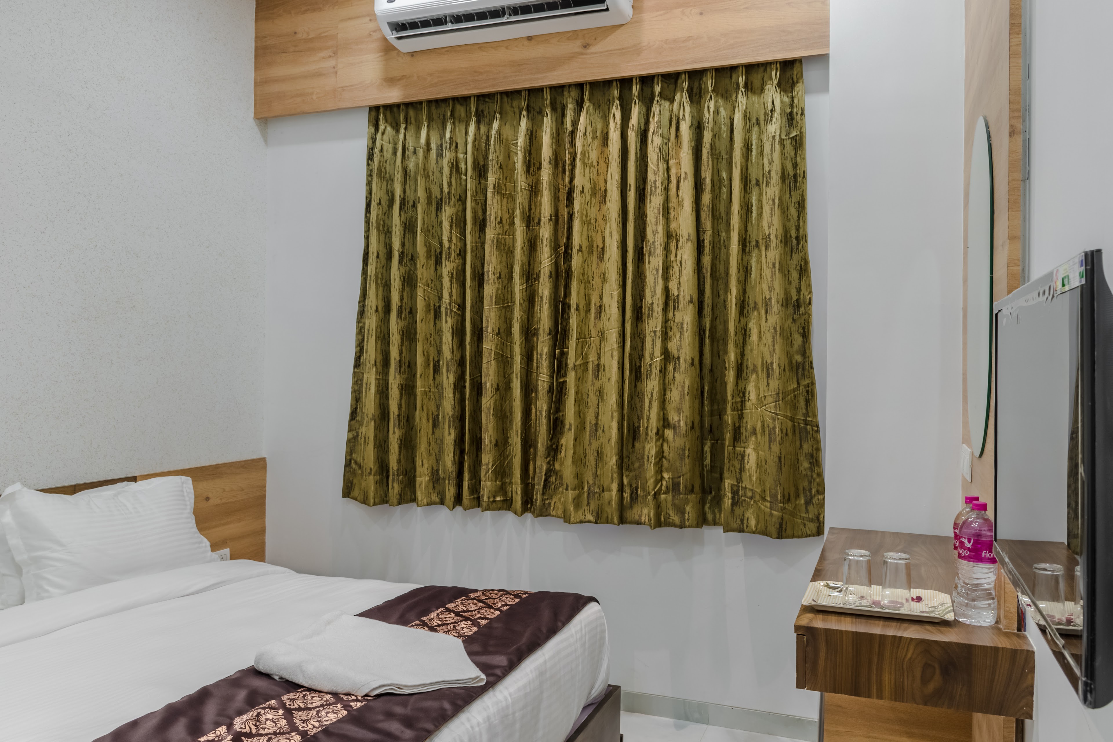 Meridian Hotel and Banquet, Surat — photo 7