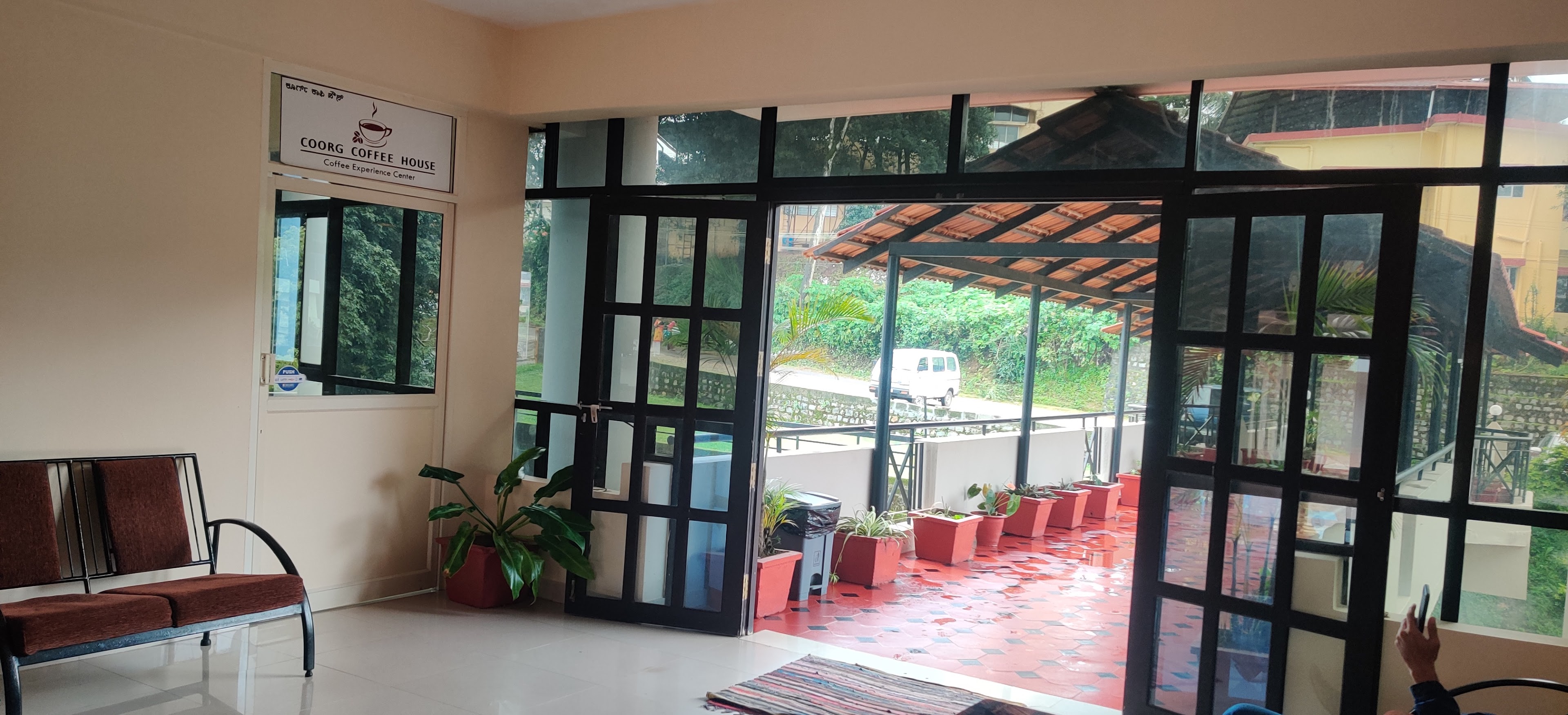 Hilldale Resorts, A 3 star Resort in Coorg, Madikeri — photo 3