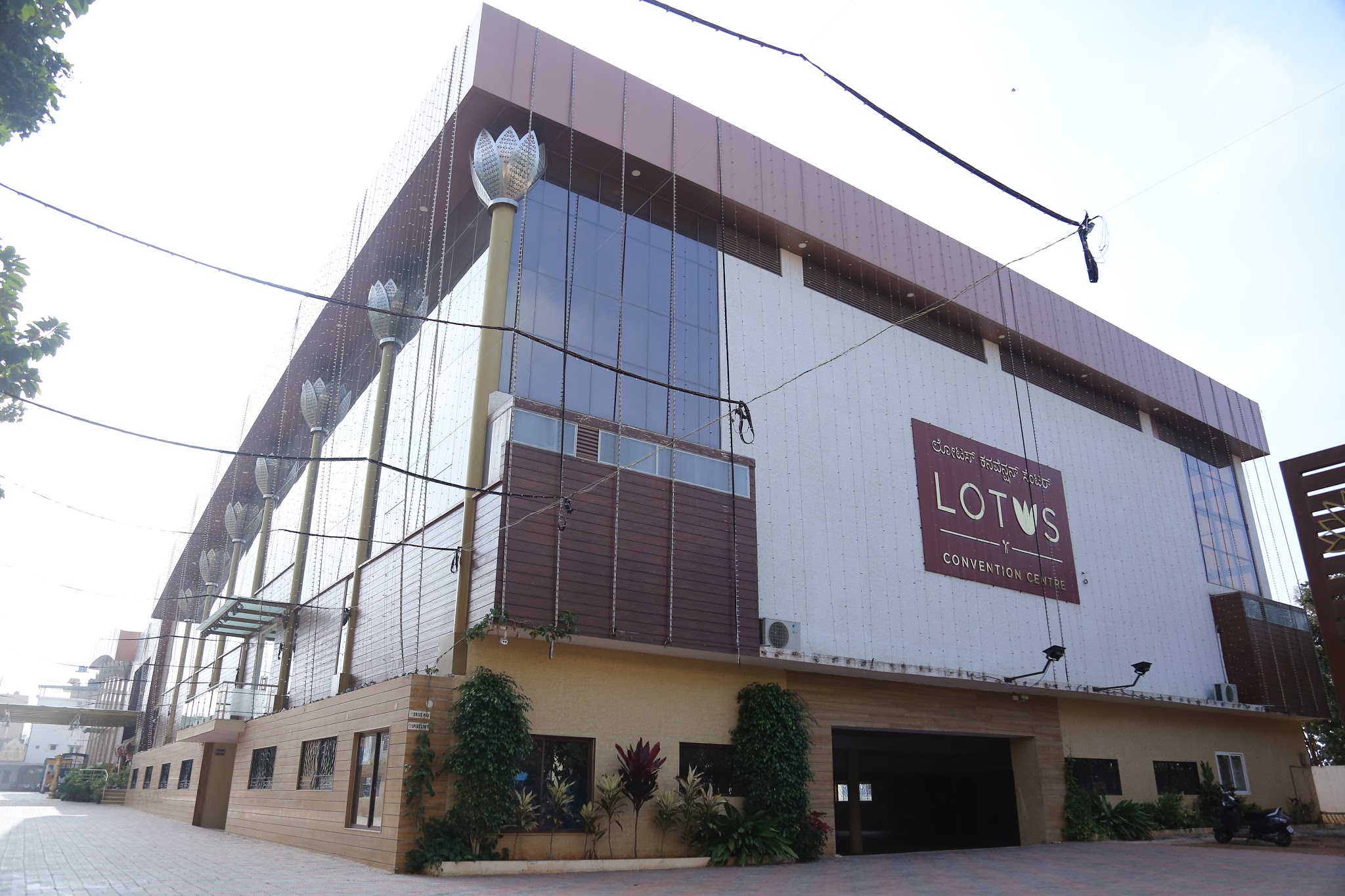 Lotus Convention Centre, Bengaluru — photo 5