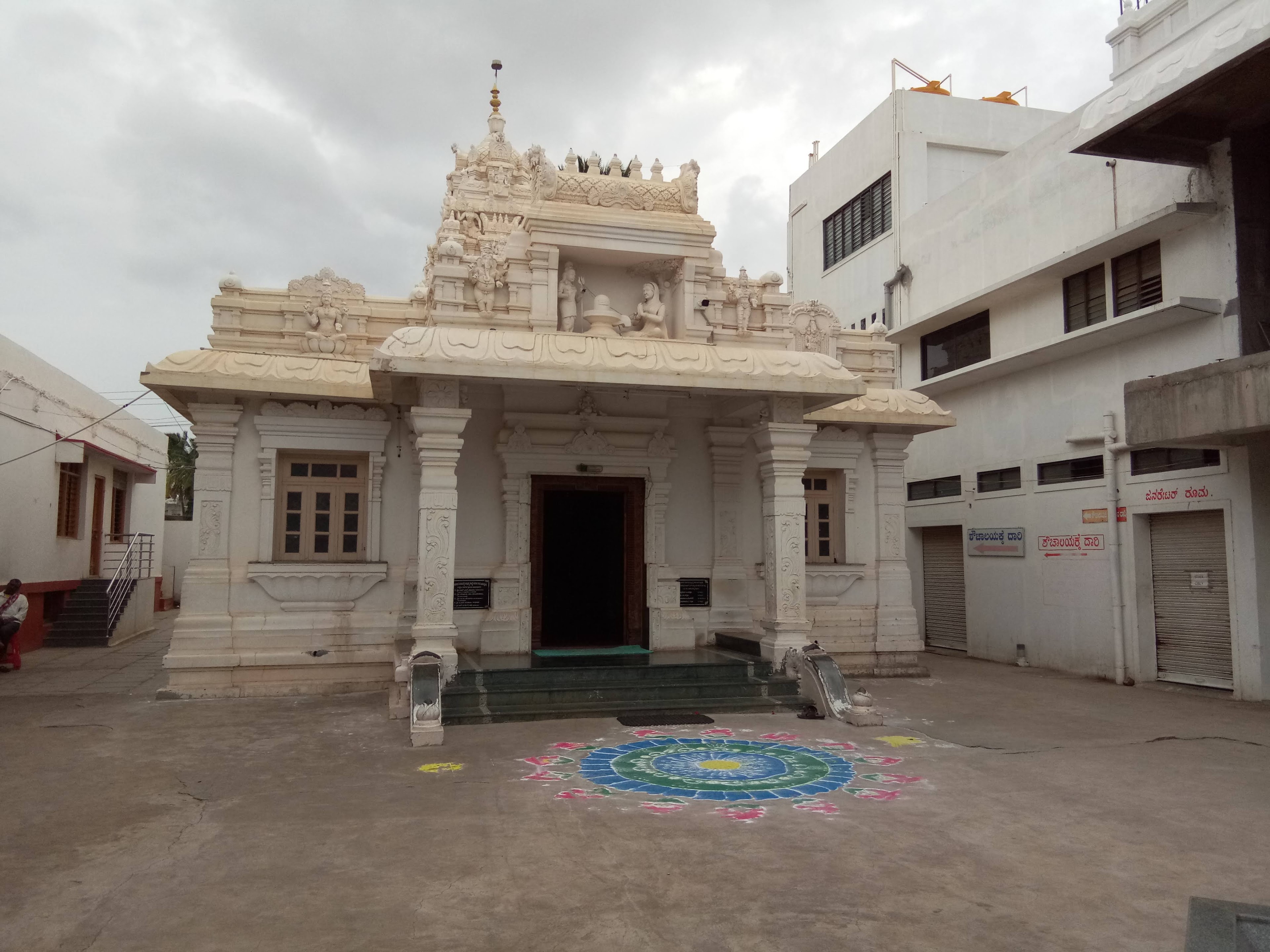 Shivasharane Hemareddy Mallama Kalyan Mantapa, Vijayapura — photo 2