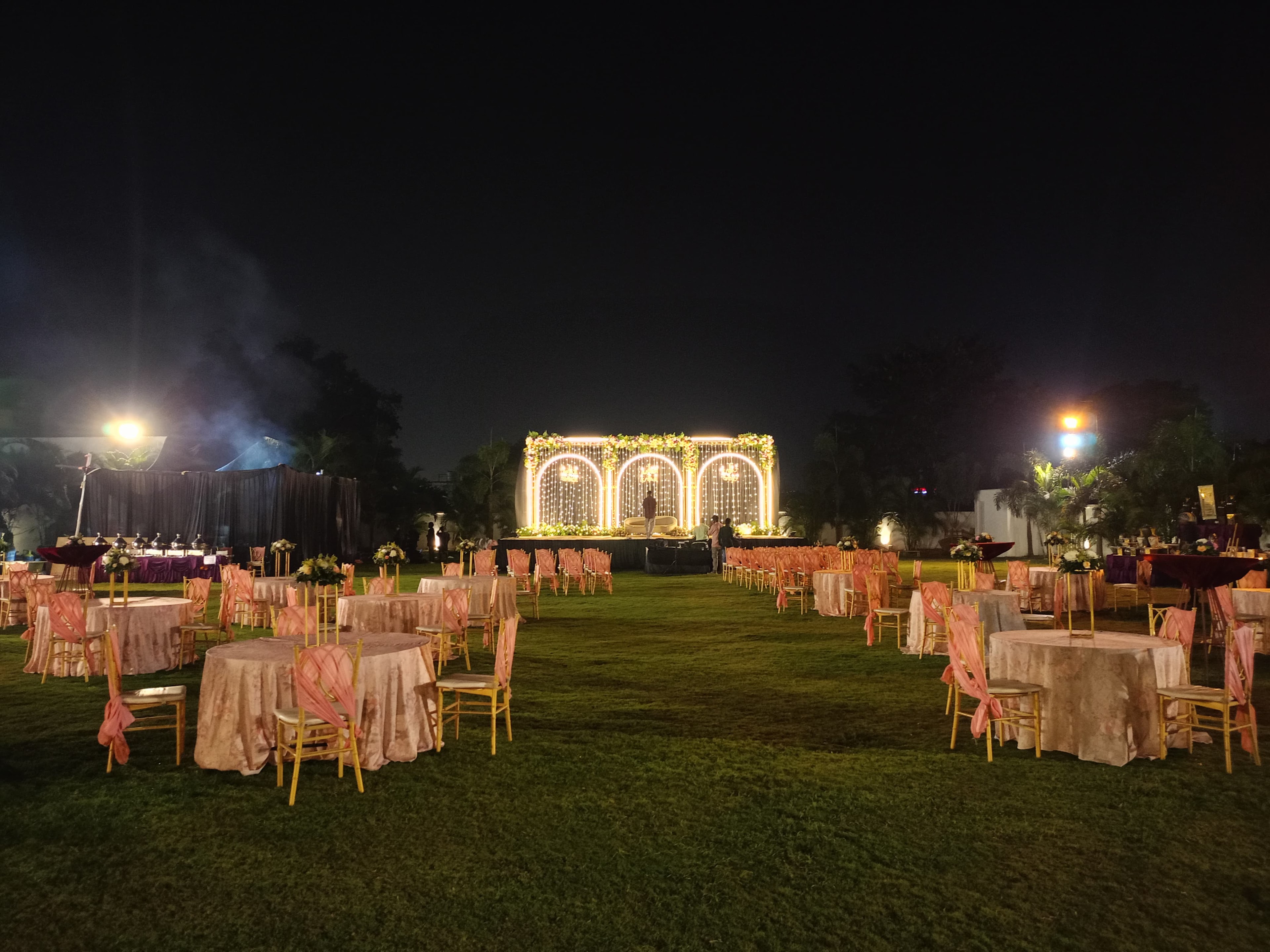 Sapadu & catering guide in Delhi