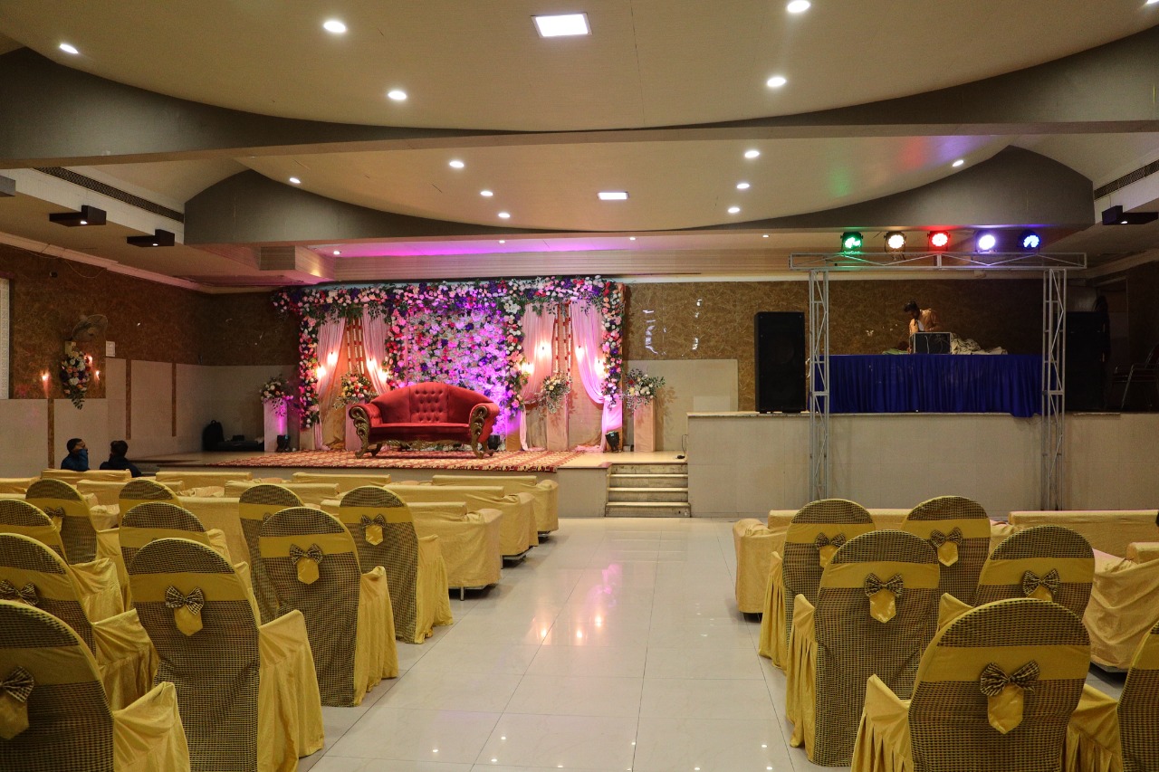 RAGHUSHEELA, Kanpur — photo 1