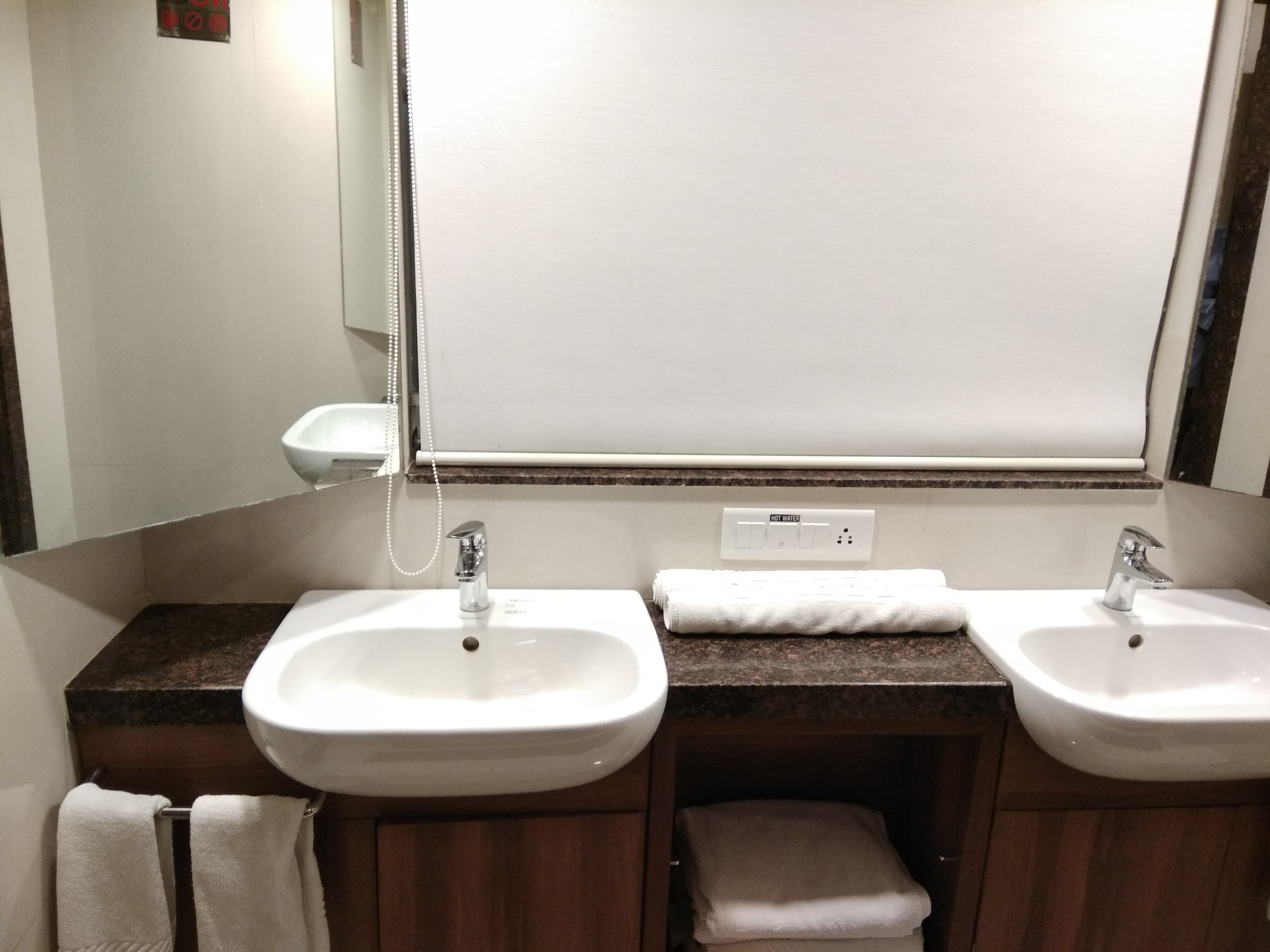 Hotel Shreeji Vatika, Airport Road, Surat — photo 3