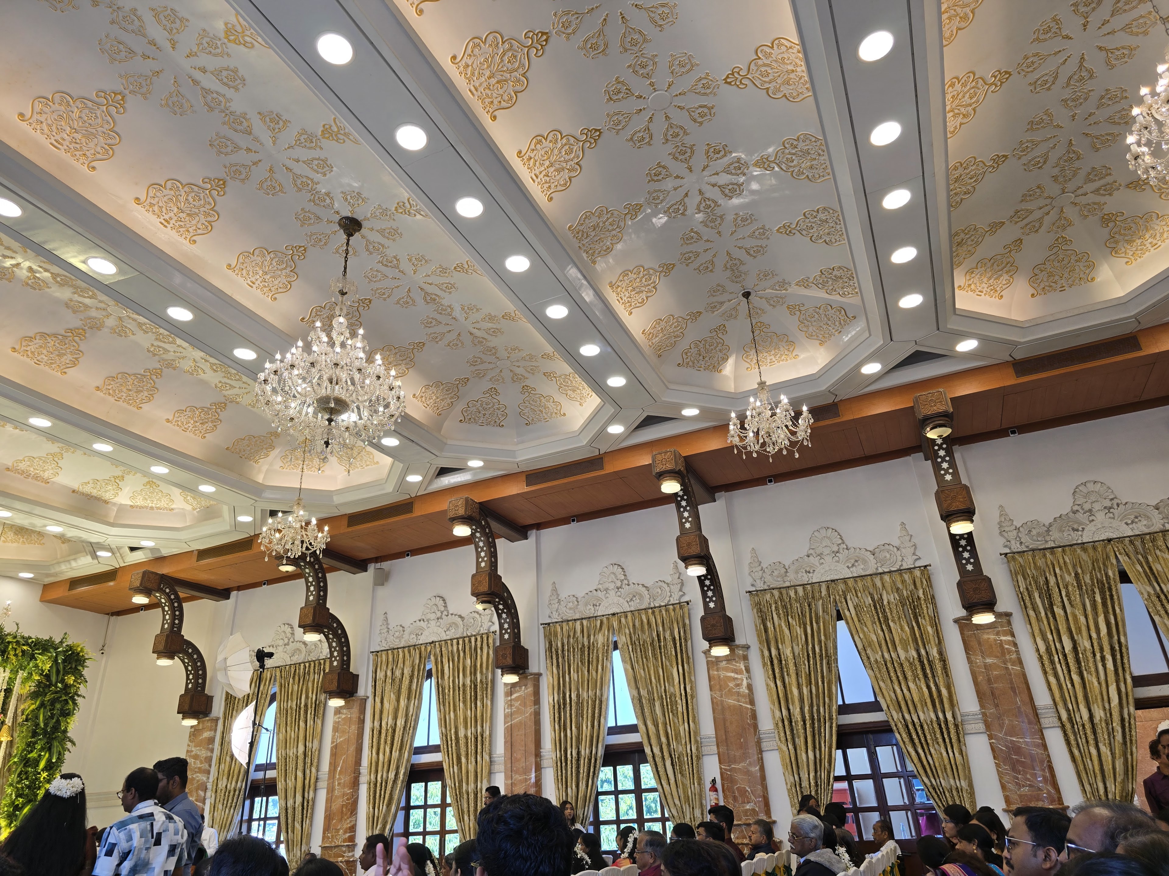 LVP BANQUETS & CONVENTIONS., Vadodara — photo 6