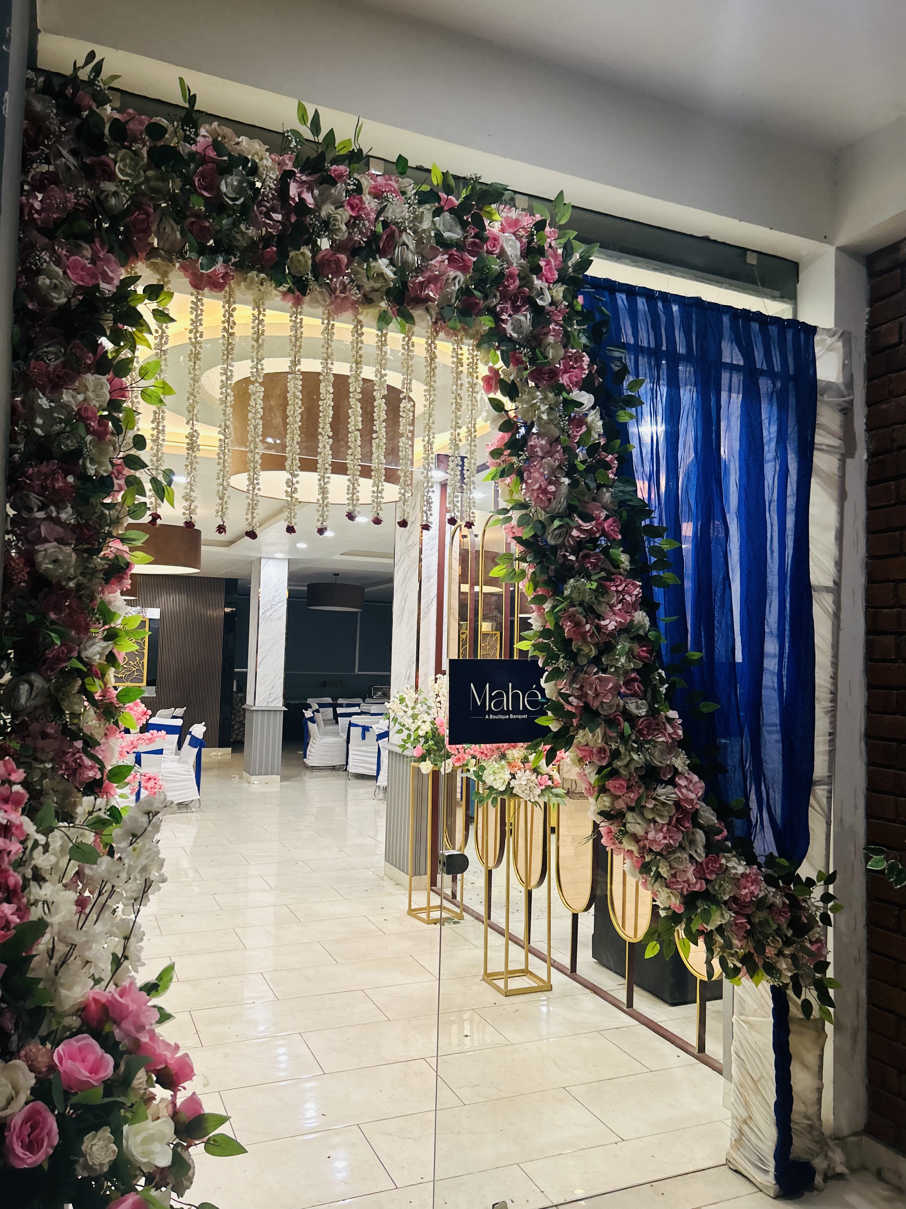 Mahé- A Boutique Banquet & Terrace, Dehradun — photo 9