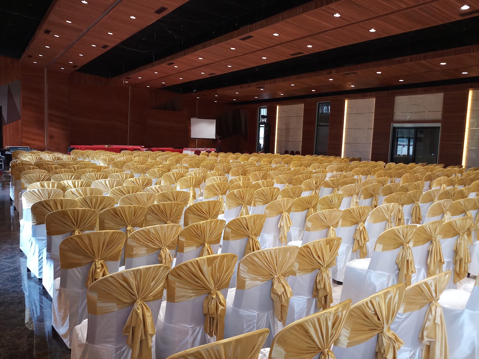 Highway Garden Convention center, Kochi — photo 1