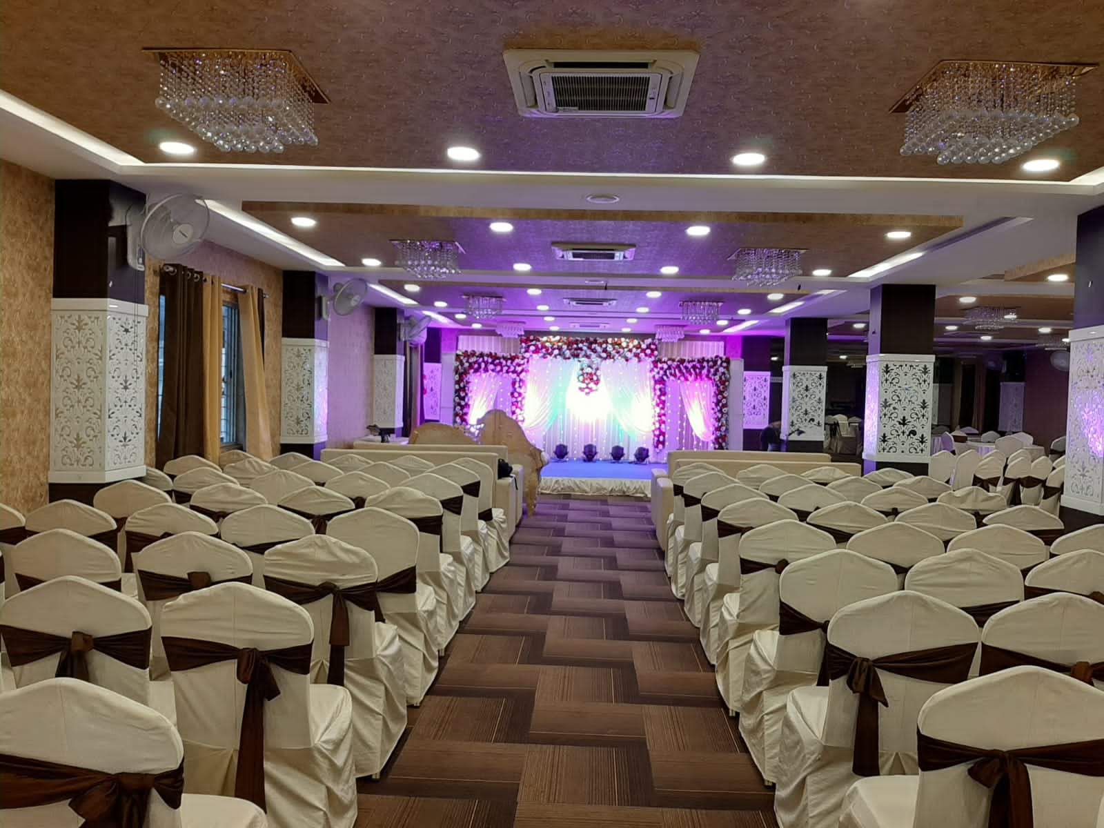 La Royale Banquet Hall, Hyderabad — photo 3