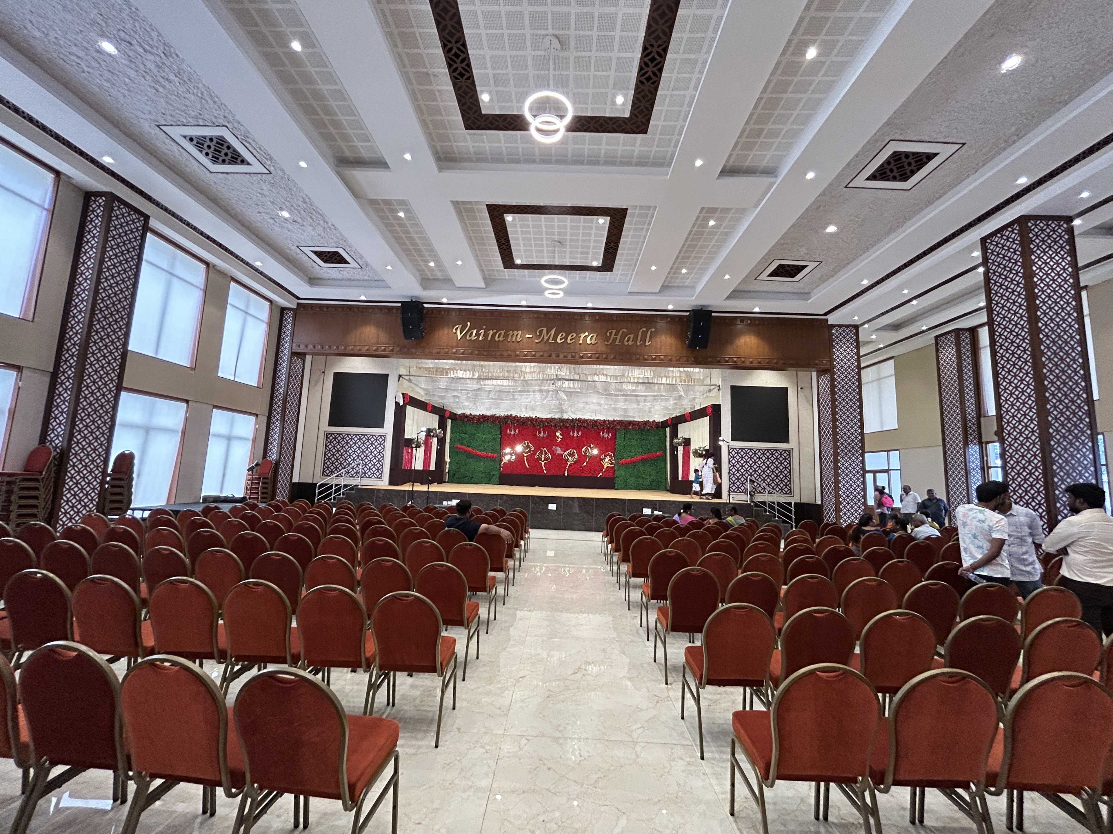 Vairam Meera Convention Center, Sivakasi — photo 2