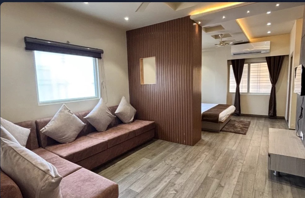 Royal Heritage Inn, Siliguri — photo 10