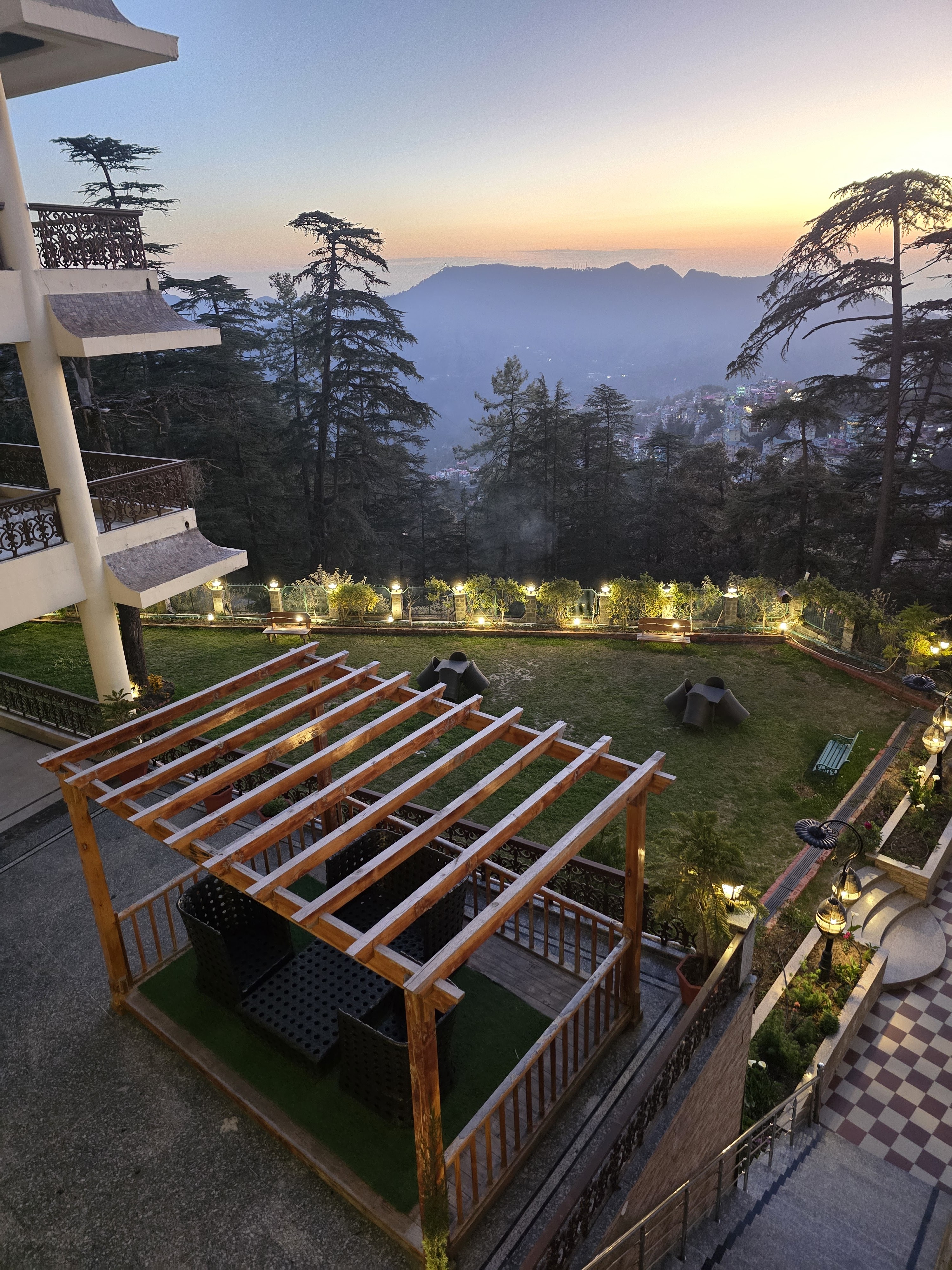 Hotel Southgate Shimla /Zafraan, Shimla — photo 7