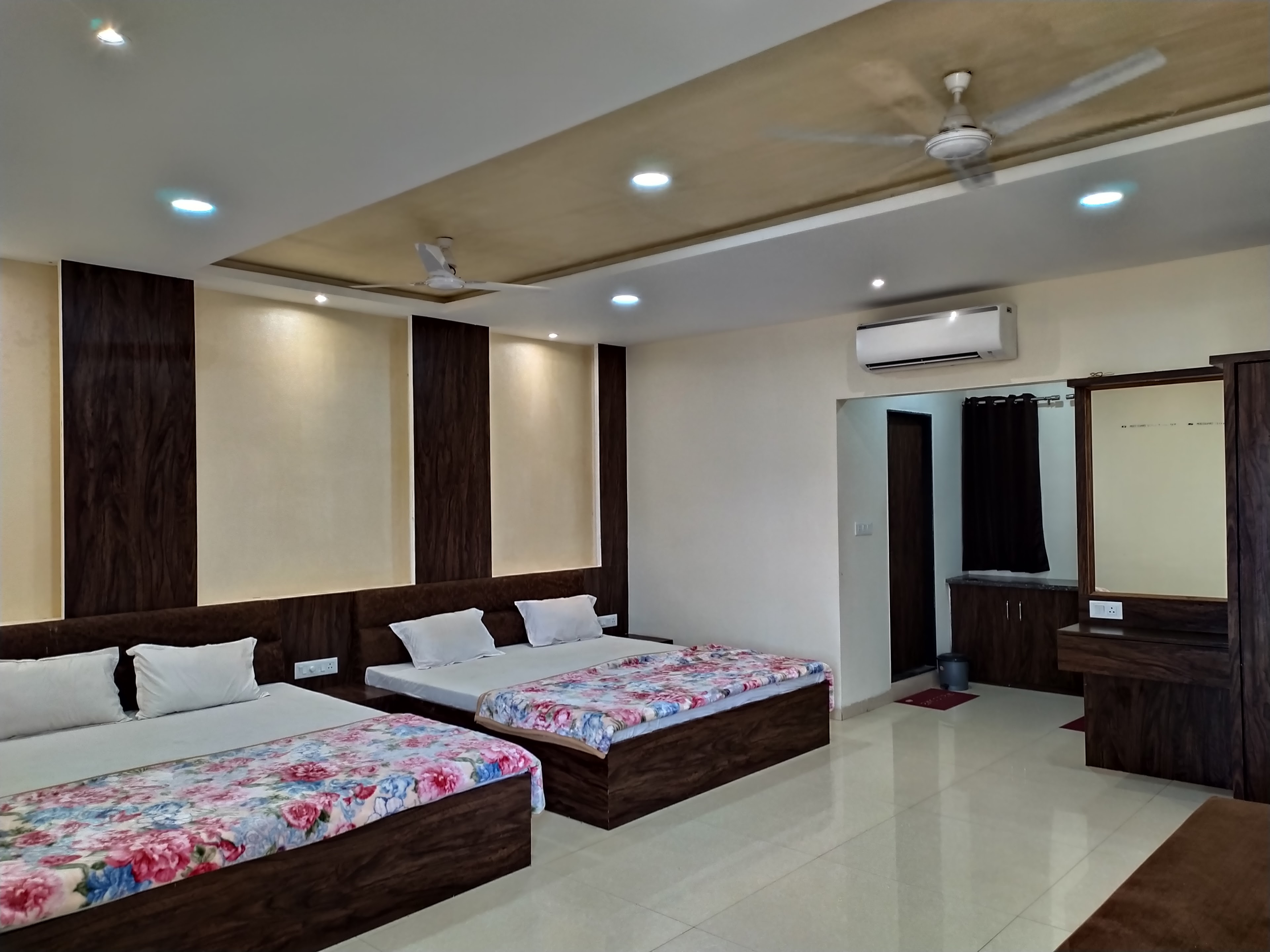 Rajshahi Resort Marriage Garden, Indore — photo 7