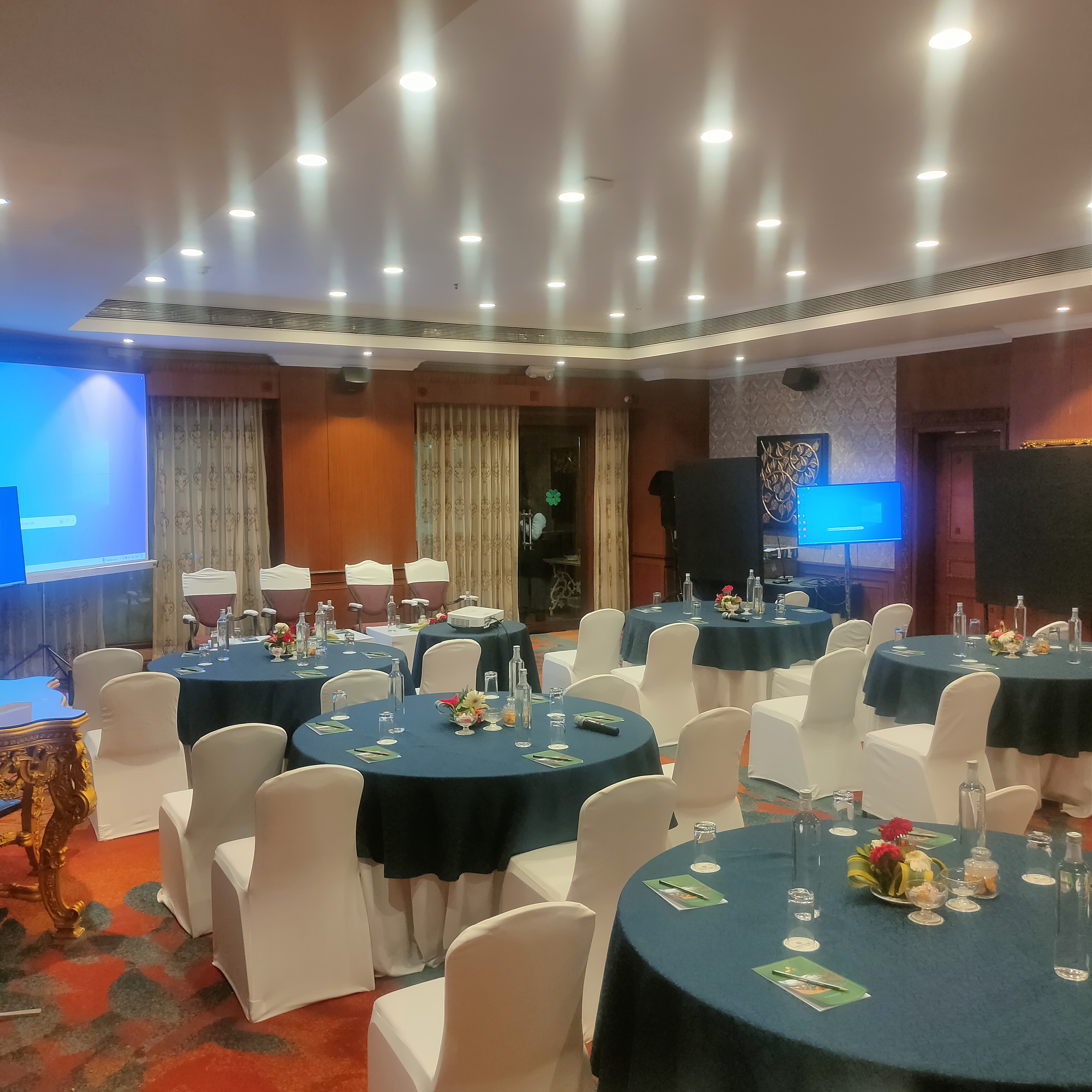 Lavender conference hall, Bhubaneswar — photo 5