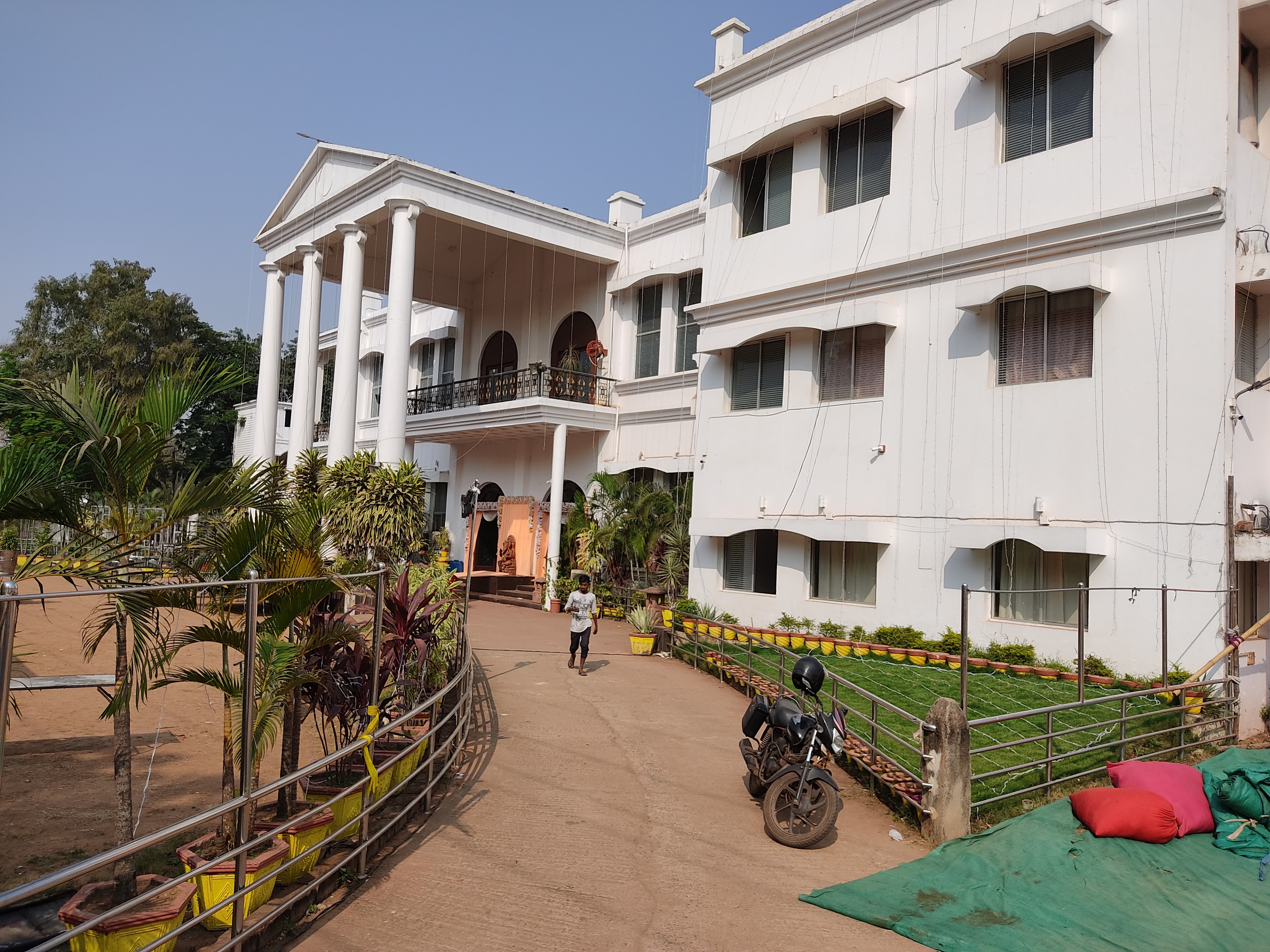Windsor Place, Cuttack — photo 1
