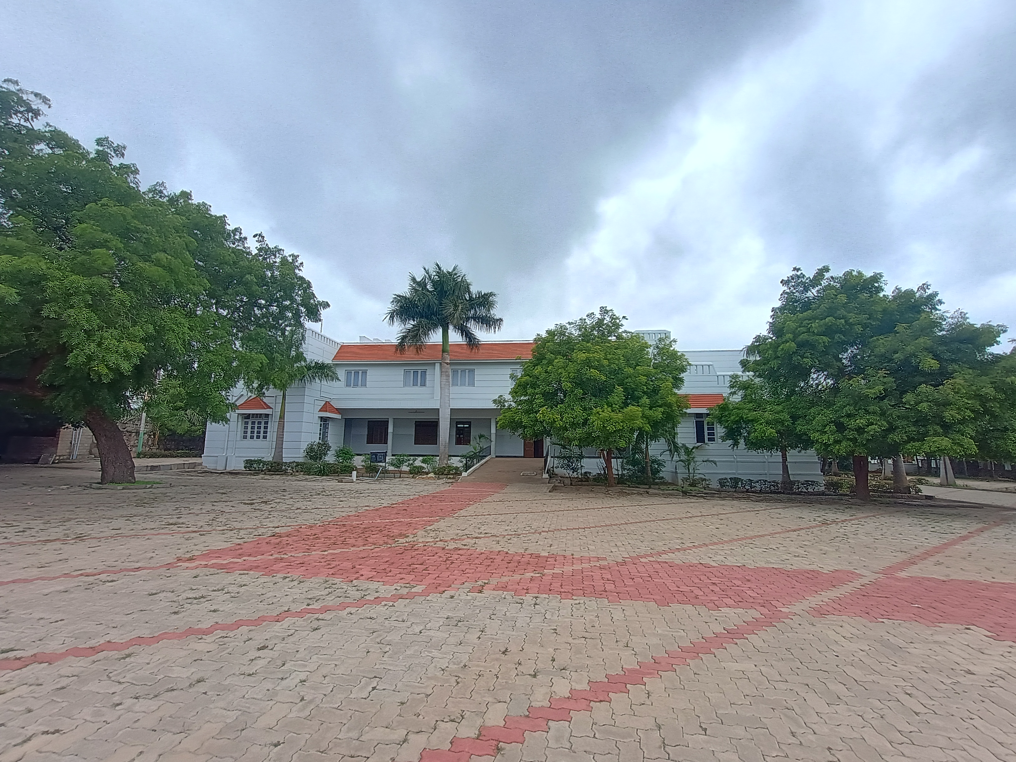 Shri Balaleela Mahanta Shivayogi Kalabhavana., Gadag — photo 8