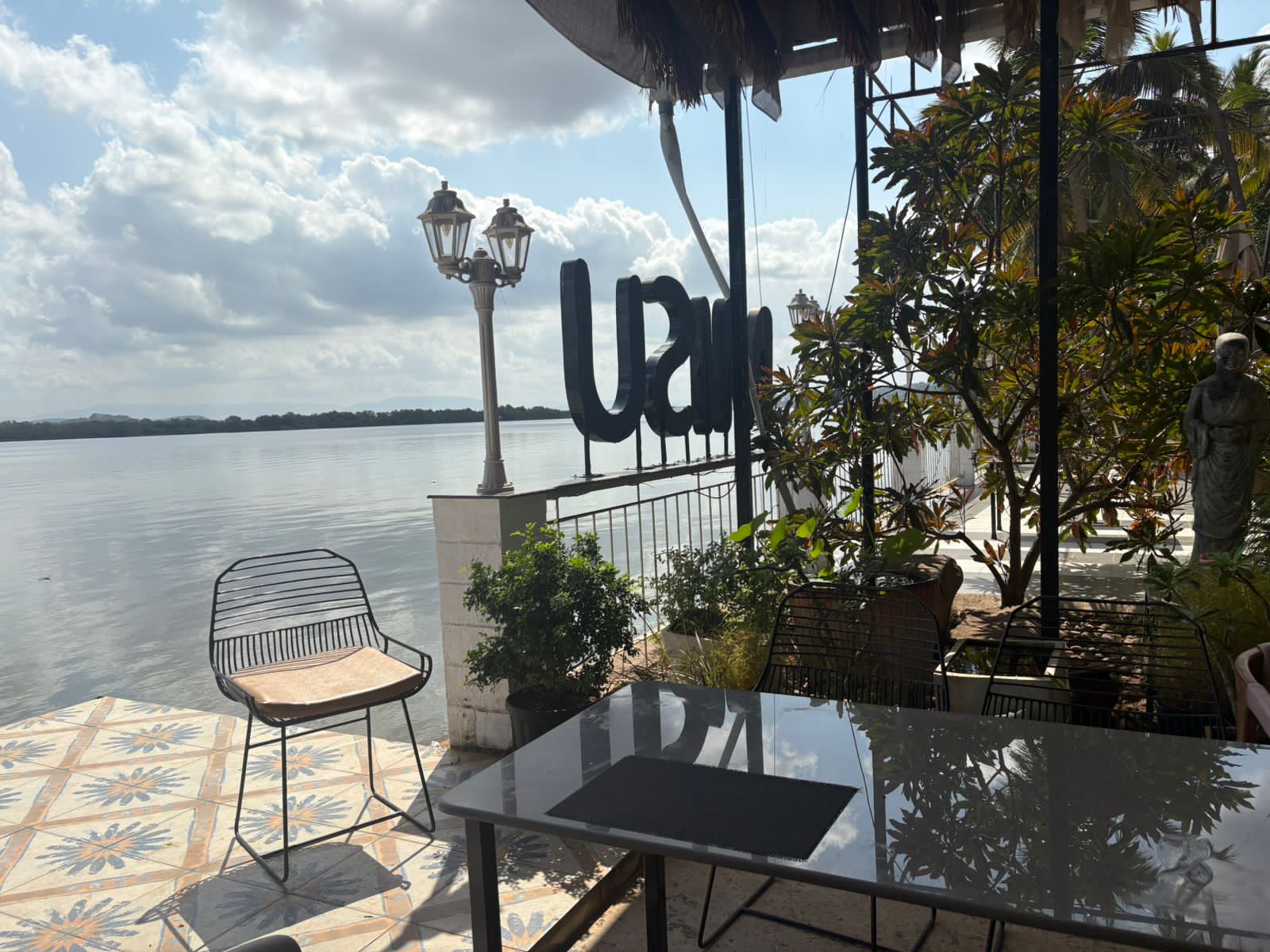 Blu Missel by the River, Panaji — photo 4