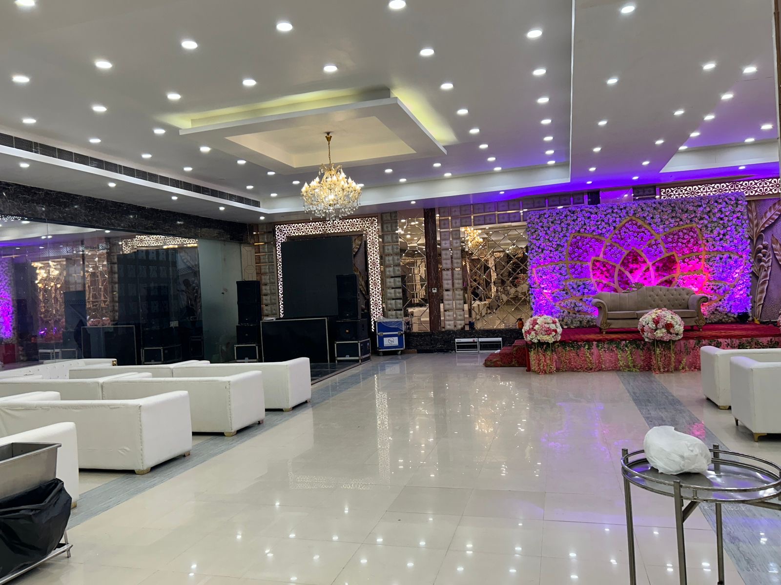 The White Palace Banquet By Khanak, Noida — photo 7