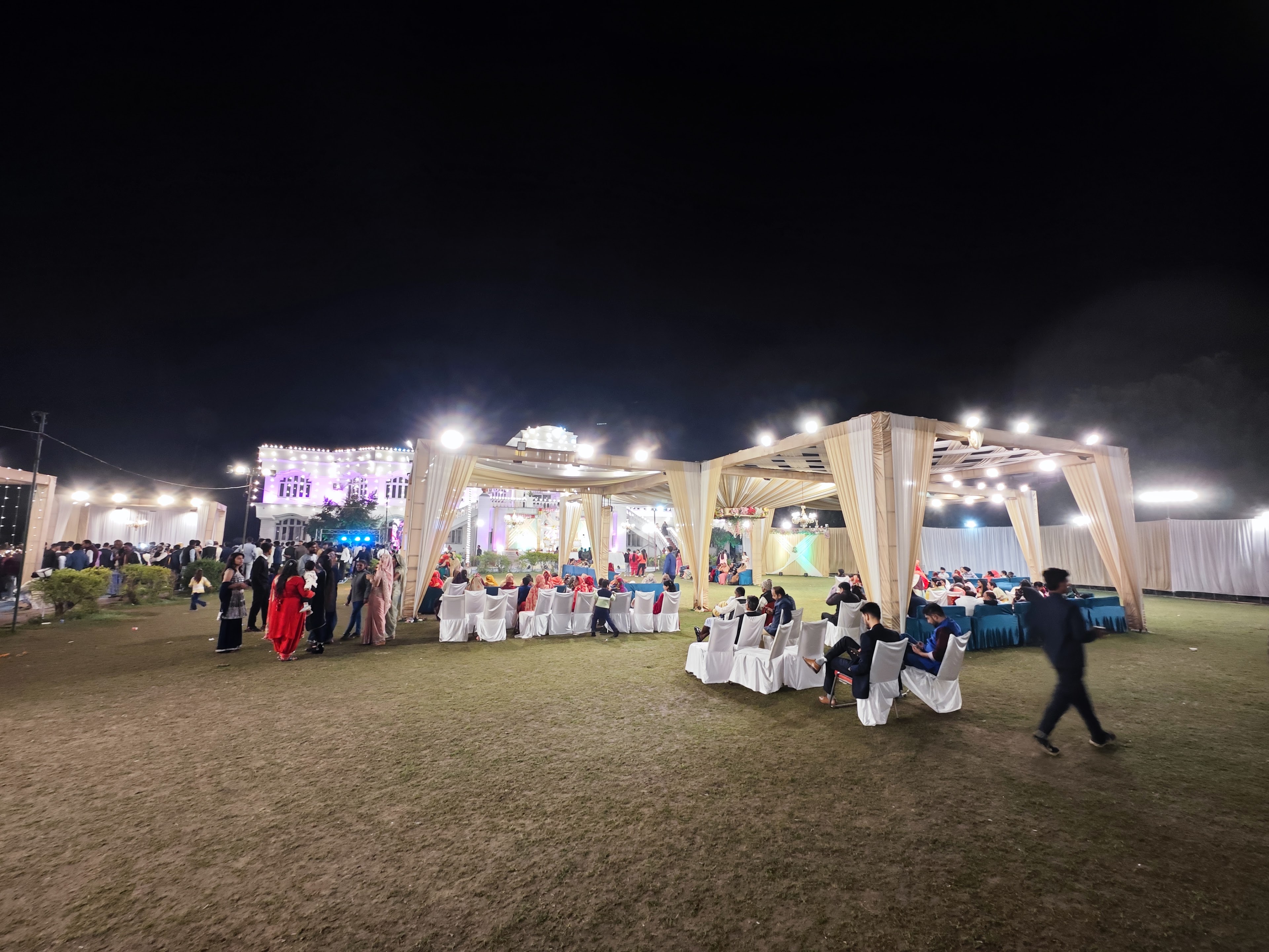 Yugveena Banquet Hall, Bareilly — photo 10