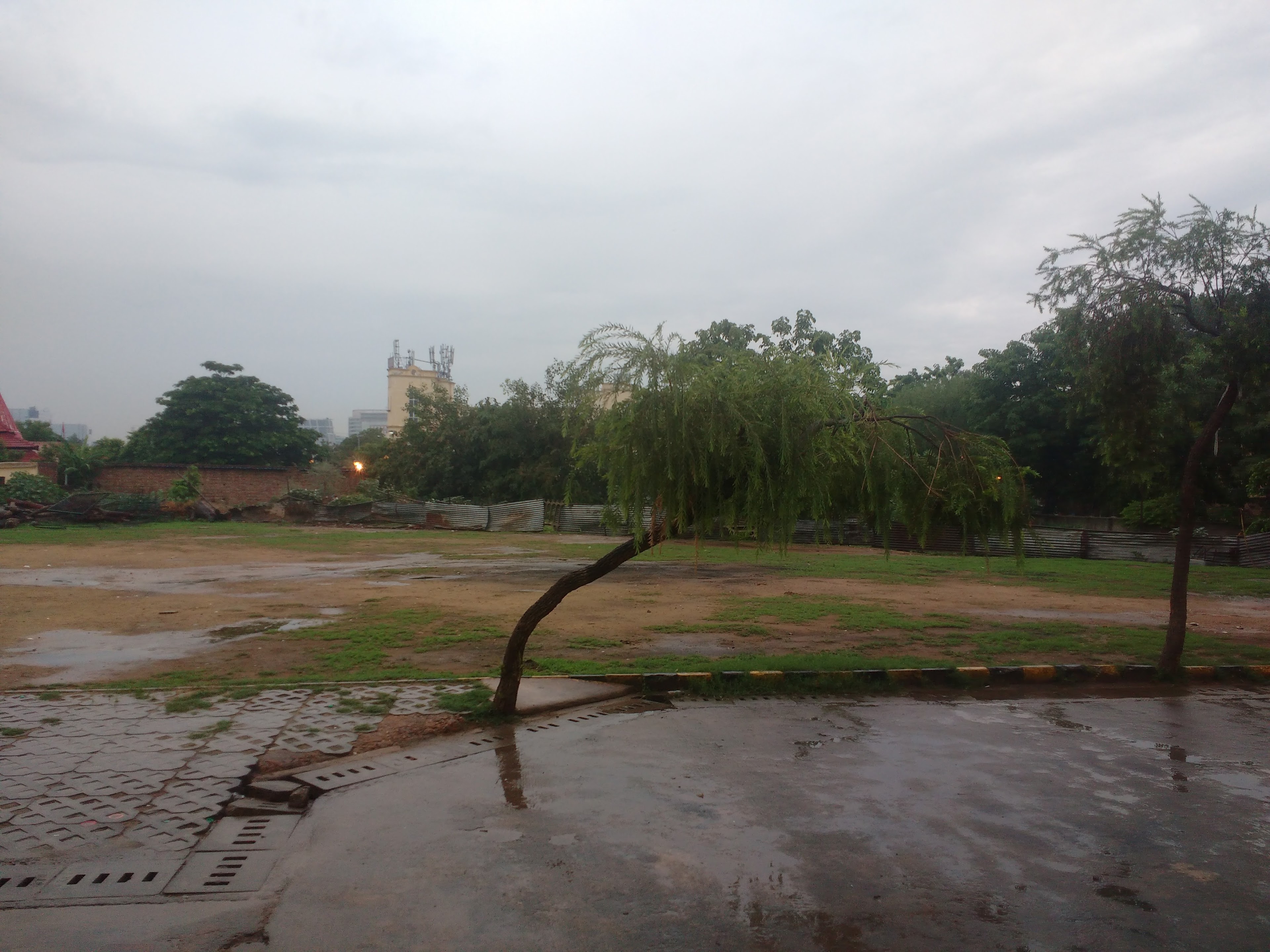 Community Centre DLF Phase III, Gurgaon — photo 6