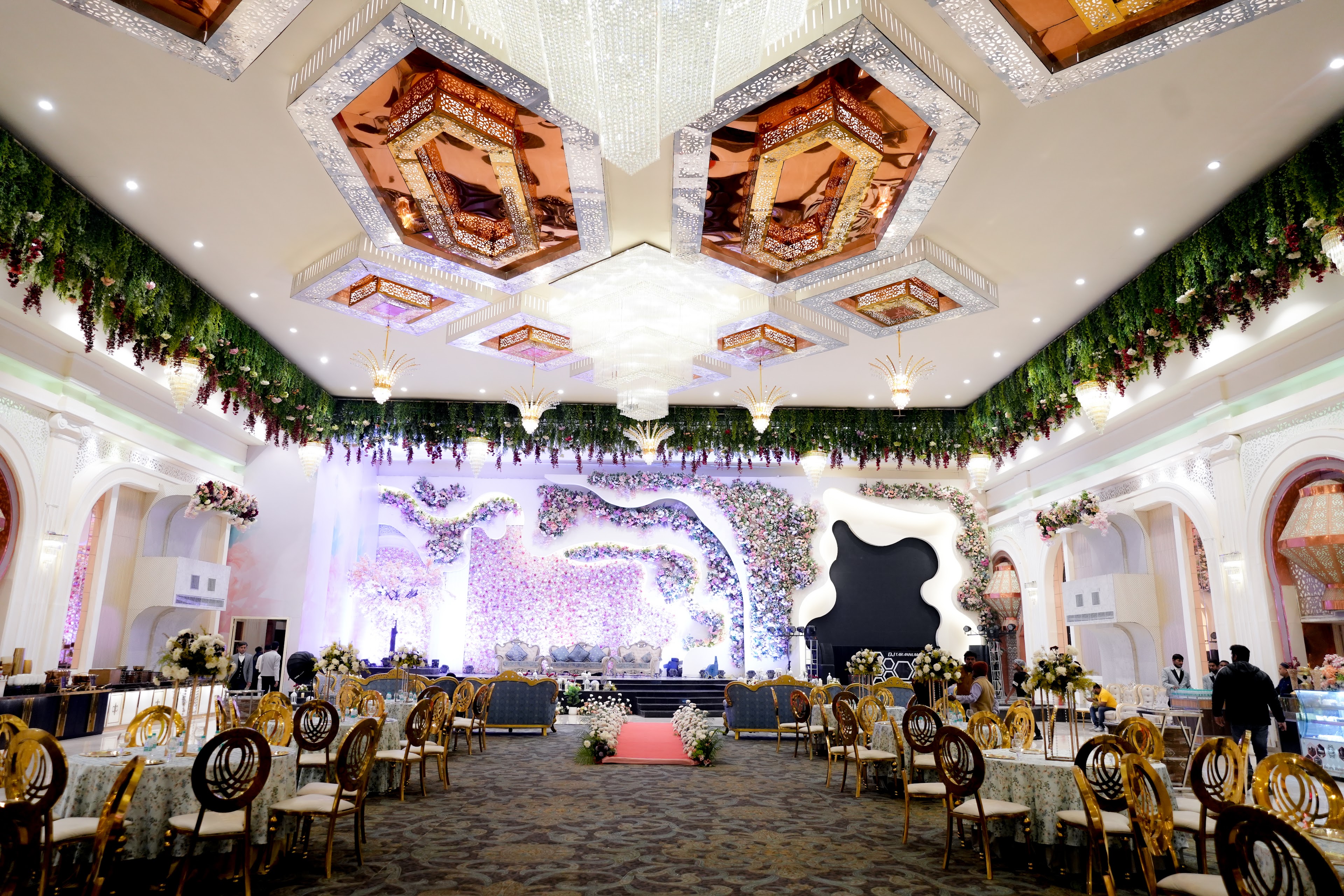 Vardaan Luxury Banquets, Faridabad — photo 6