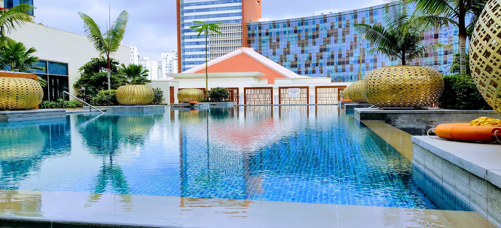 Sheraton Grand Bengaluru Whitefield Hotel & Convention Center, Bengaluru — photo 3