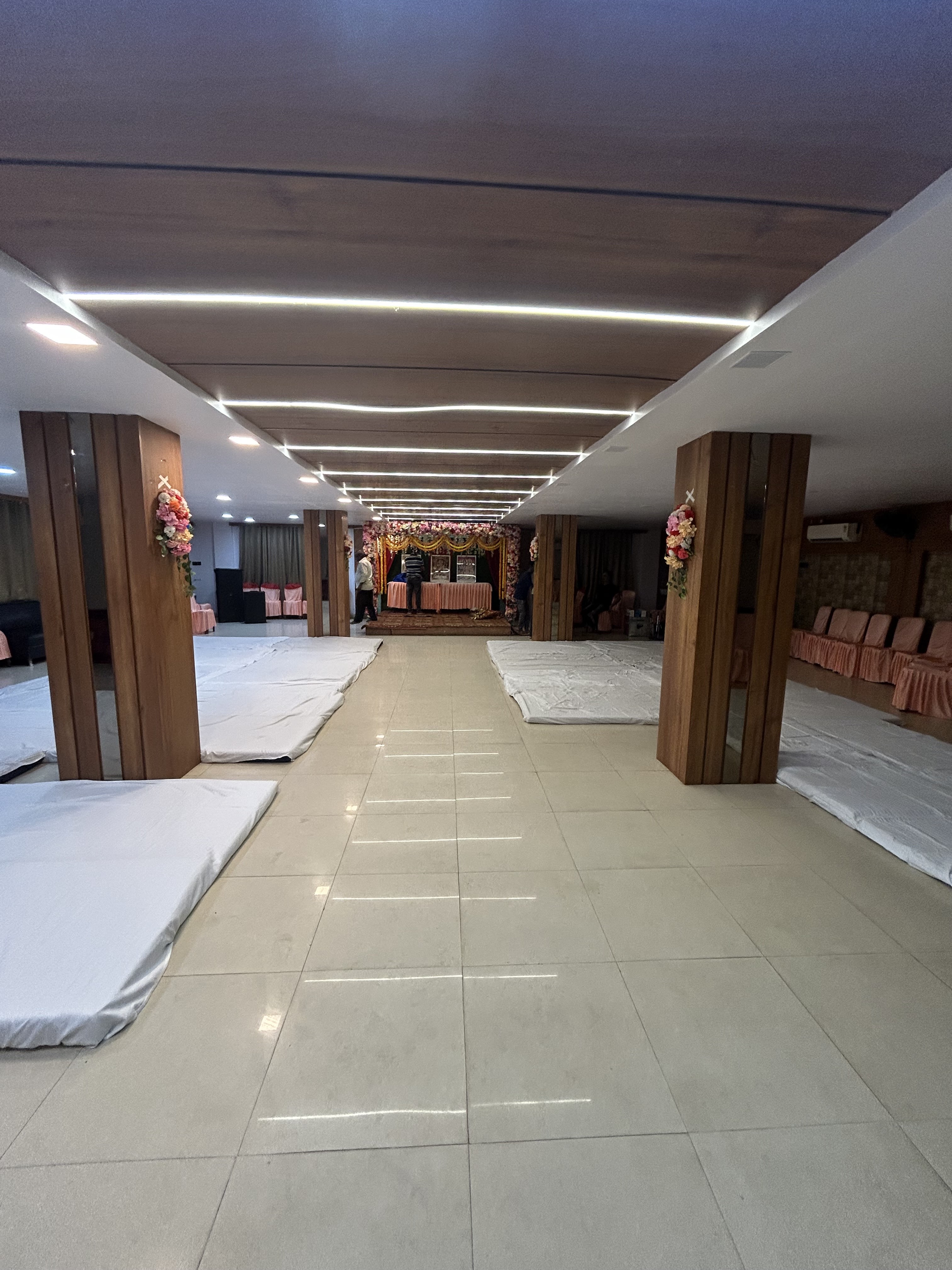Jai Ganesh Banquet Hall & Rooms - Top Hotel | Banquet Hall Dhanbad, Dhanbad — photo 9