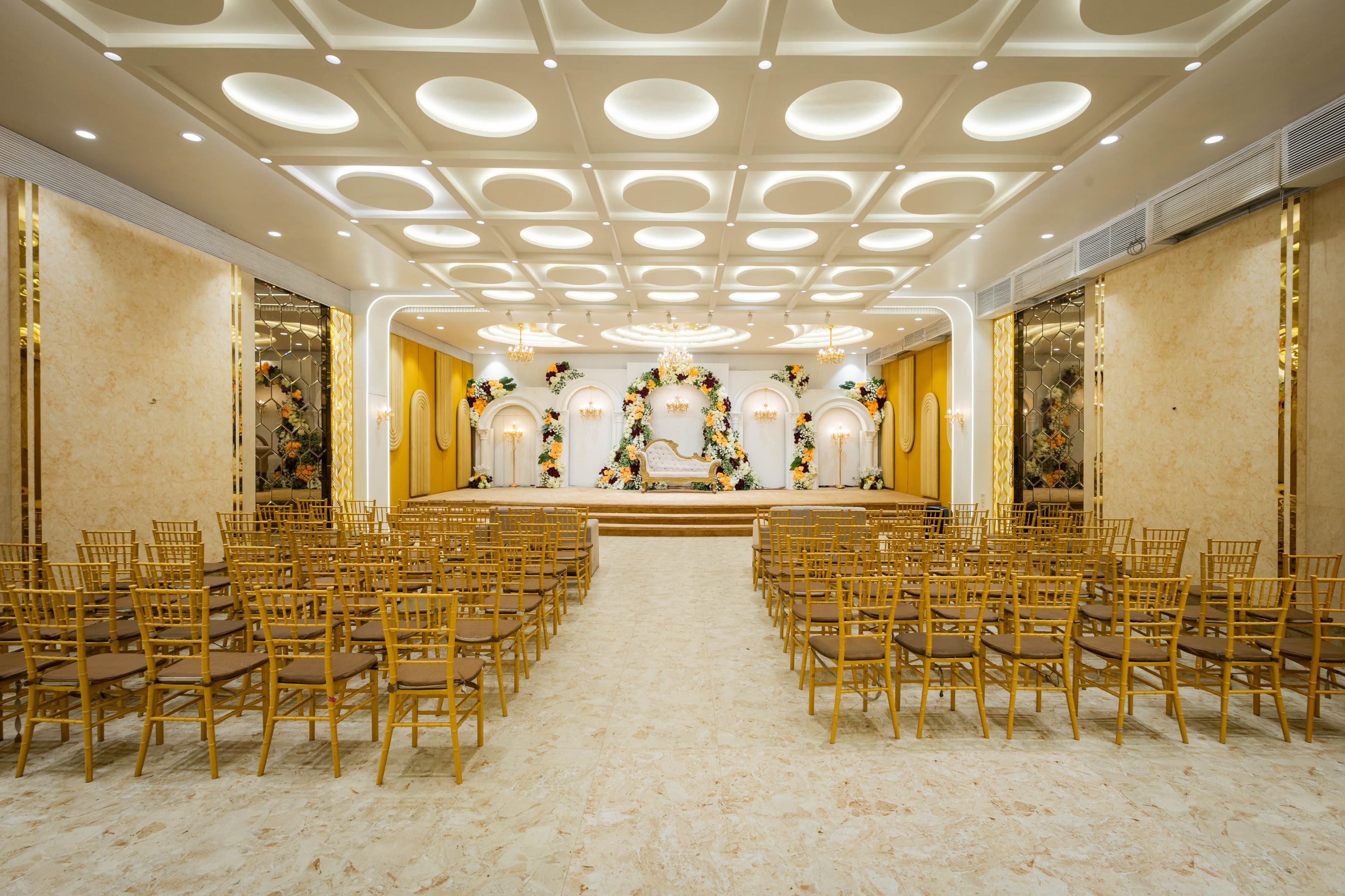 Synergy Banquets | Affordable Banquet Hall In Vashi-Banquet Hall In Juinagar-Wedding Hall In Vashi, Navi Mumbai — photo 2