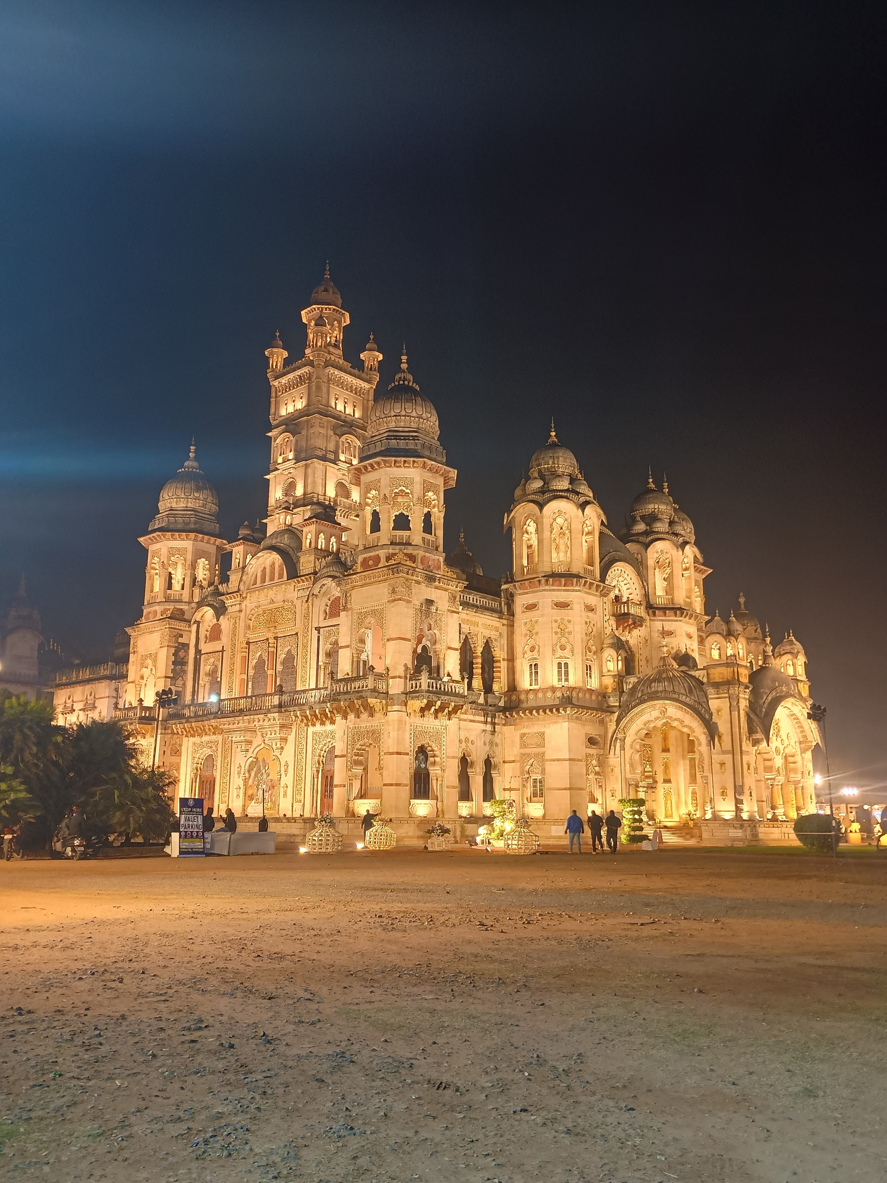 LVP BANQUETS & CONVENTIONS., Vadodara — photo 4