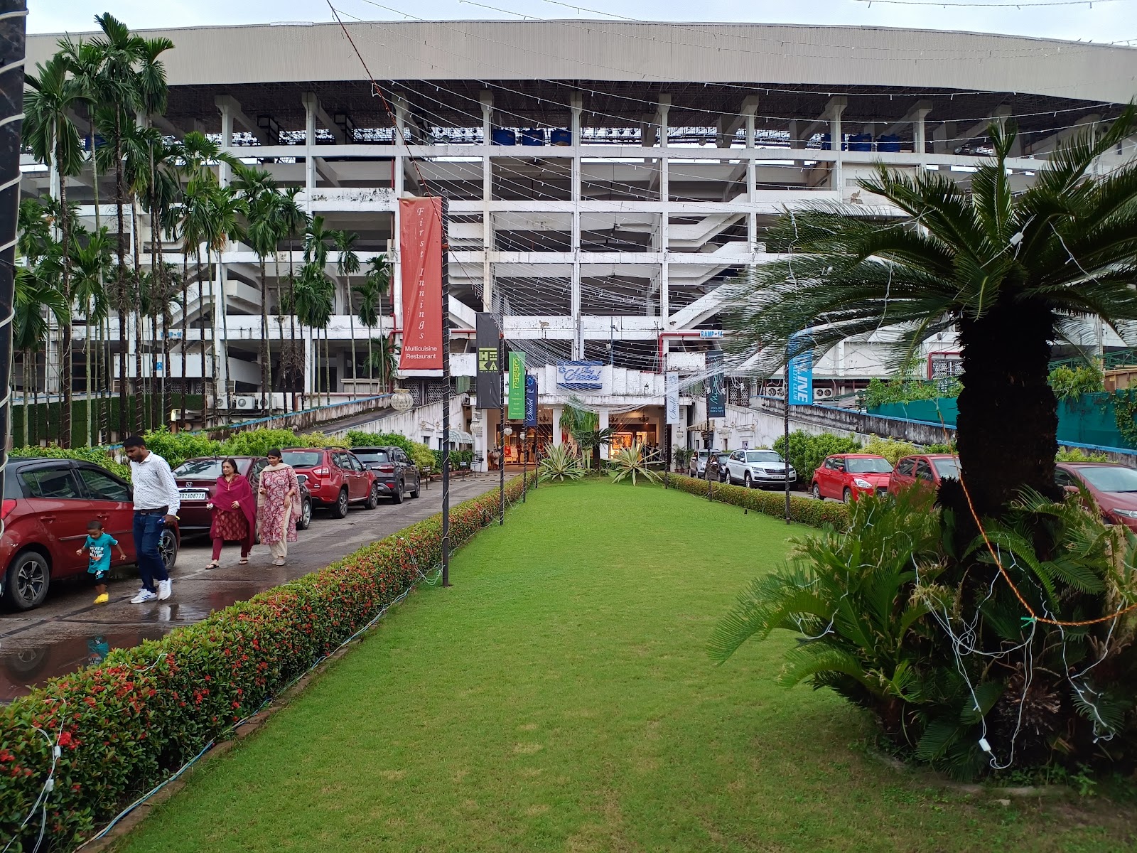 The Stadel, Kolkata — photo 4