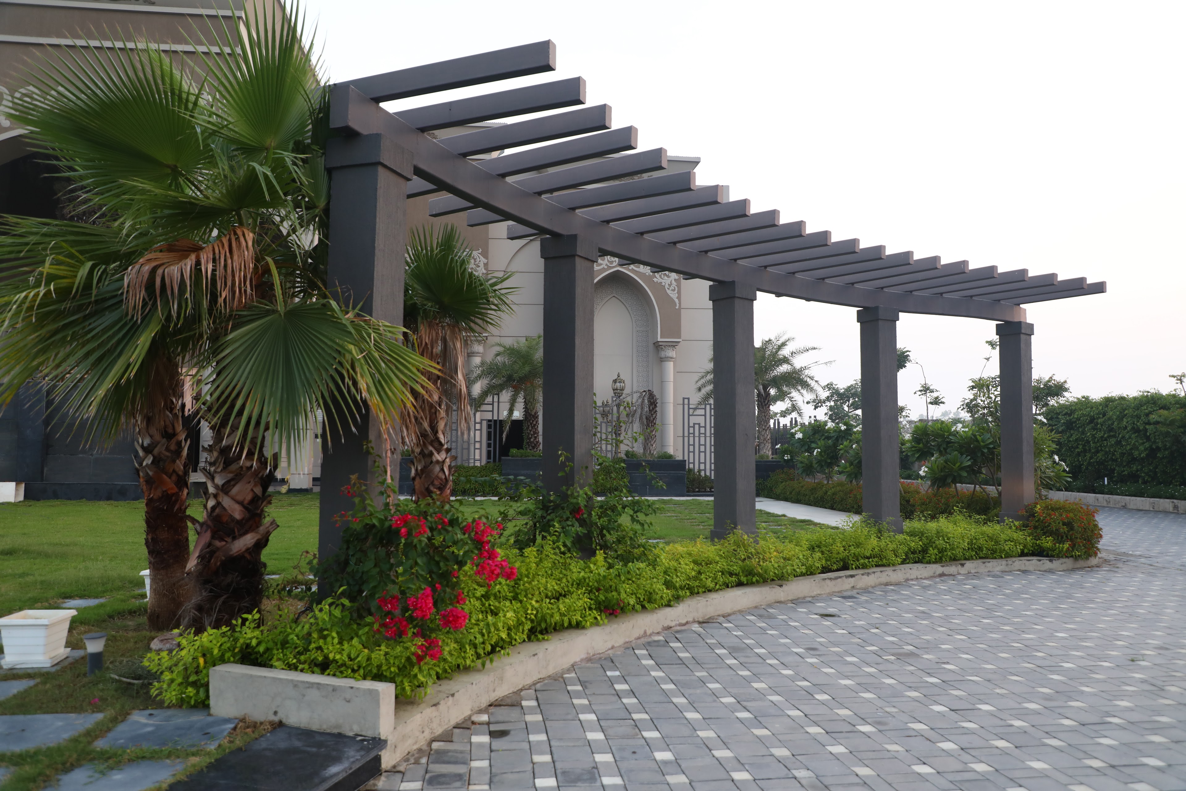 La Flora Resort, Meerut — photo 5