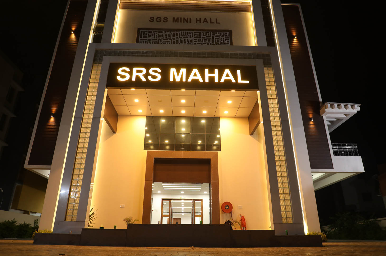 SRS Mahal And SGS MINI Hall [ Marriage Hall GST Road ], Chengalpattu — photo 2