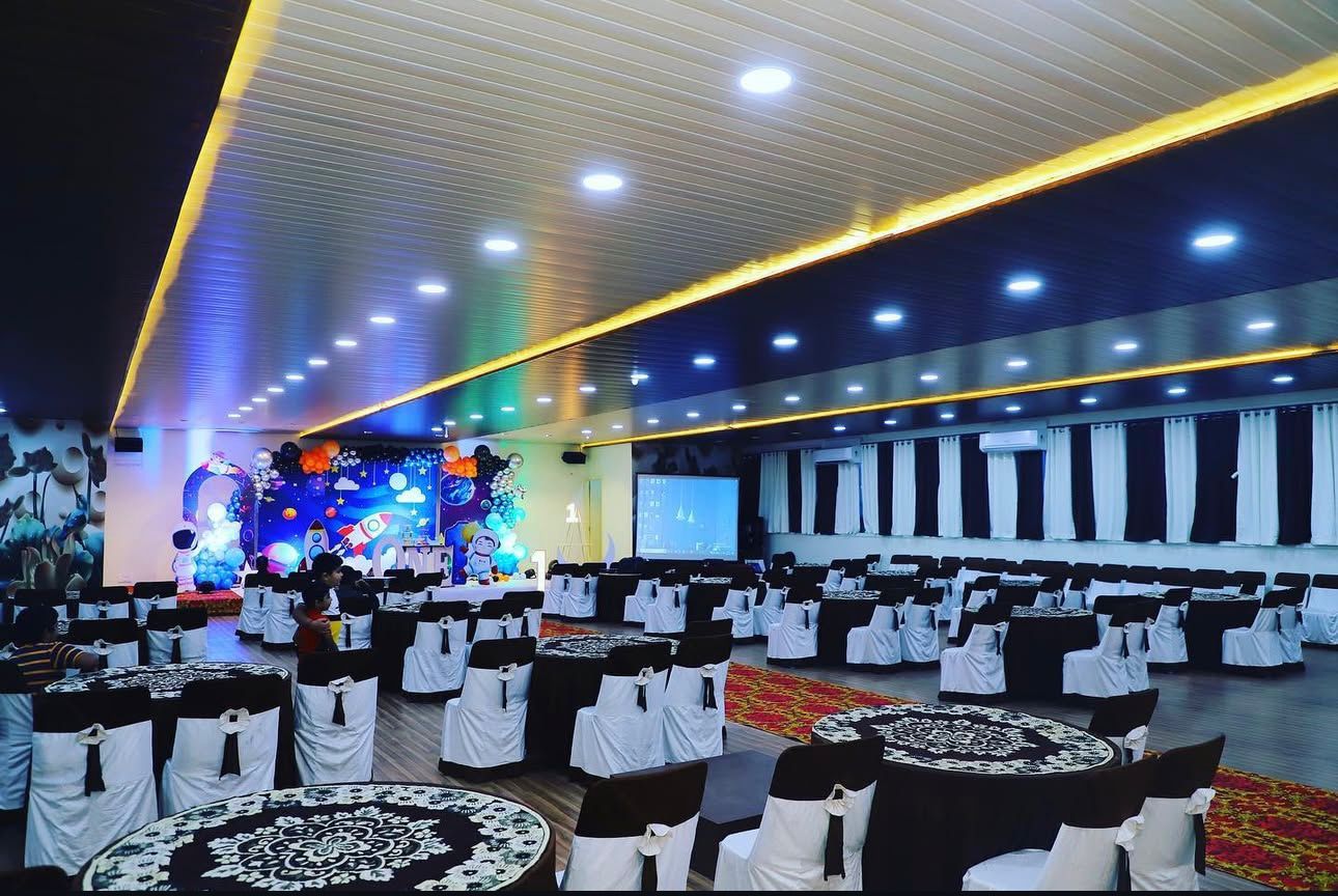 The Pruthvi Paradise Banquet Hall, Hubballi — photo 1