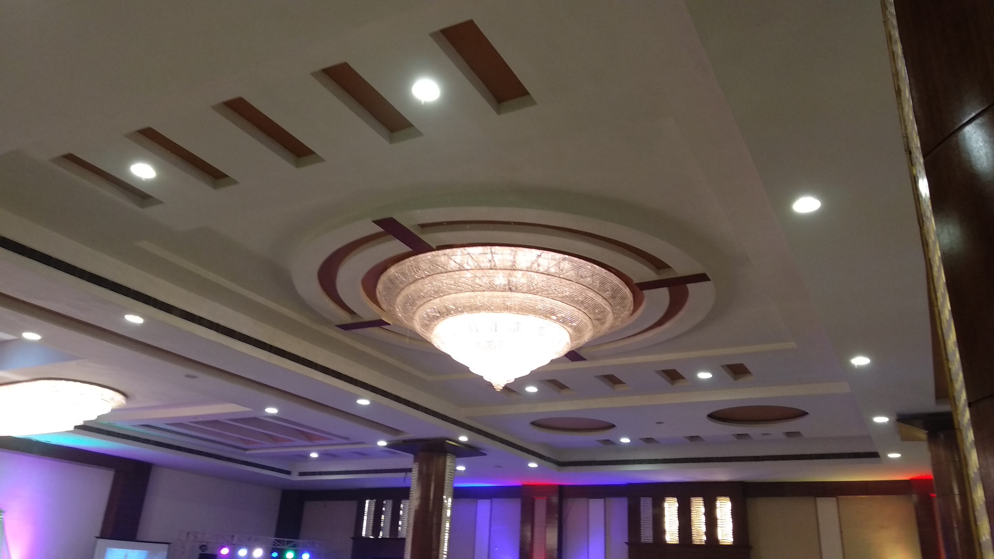 Hotel Sun Park Inn, Dehradun — photo 8