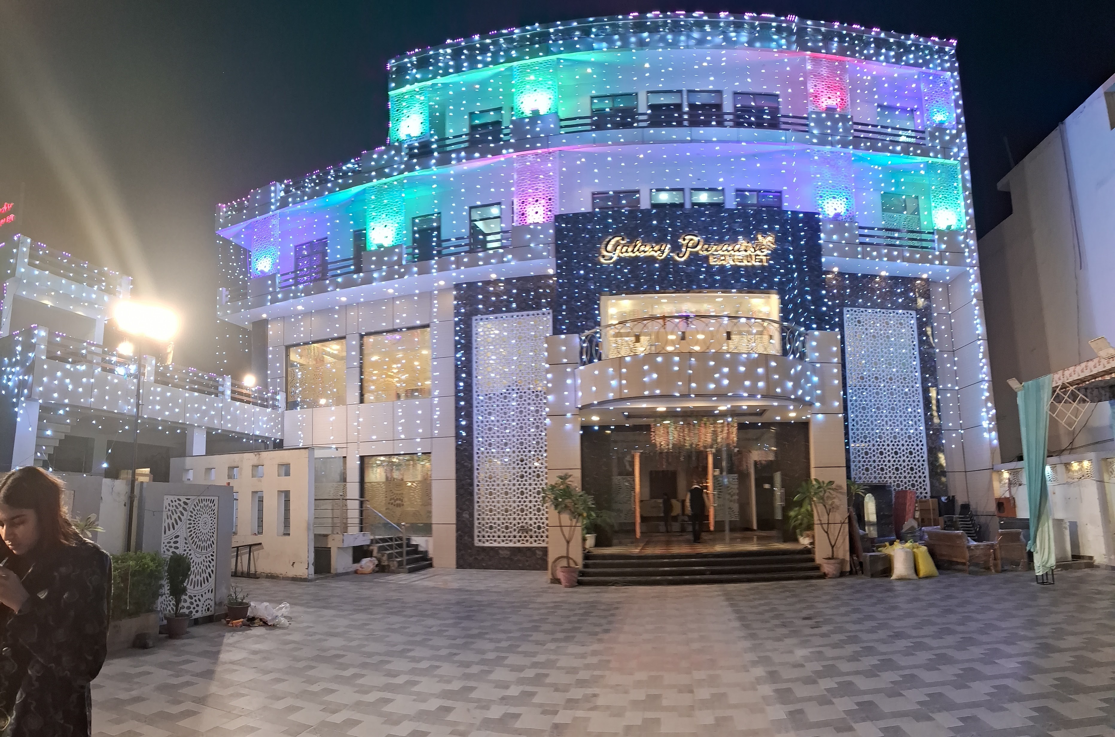 Galaxy Paradise Banquet, Lucknow — photo 2