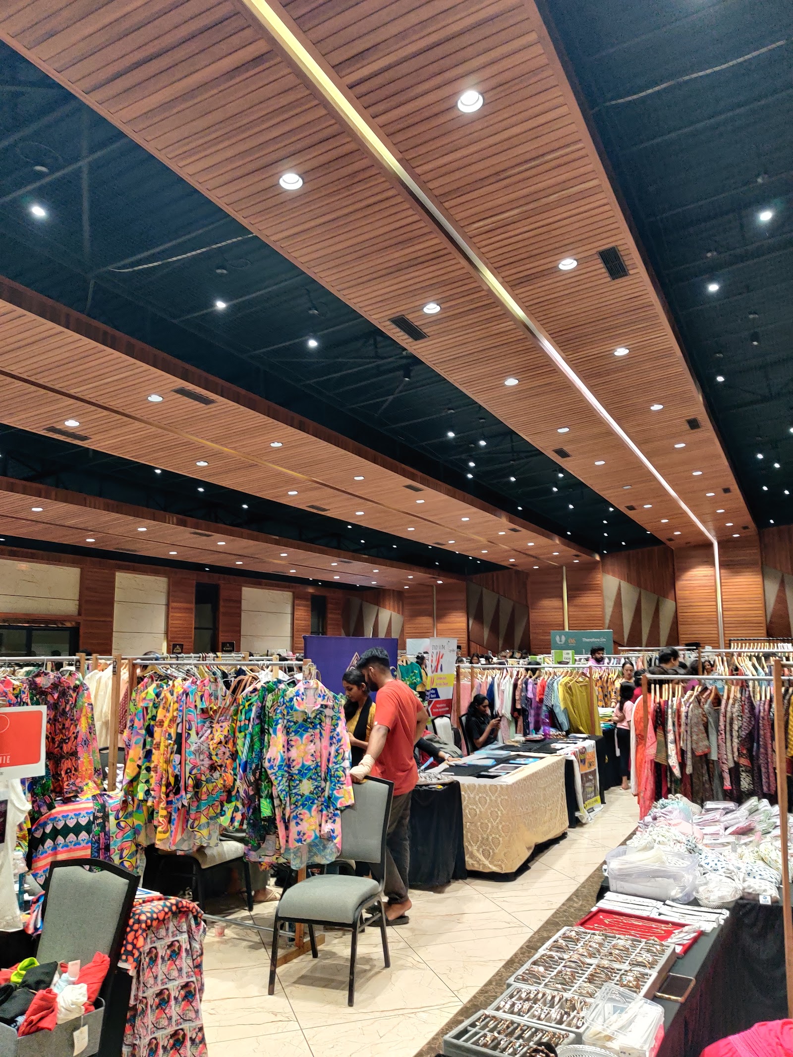 Highway Garden Convention center, Kochi — photo 3