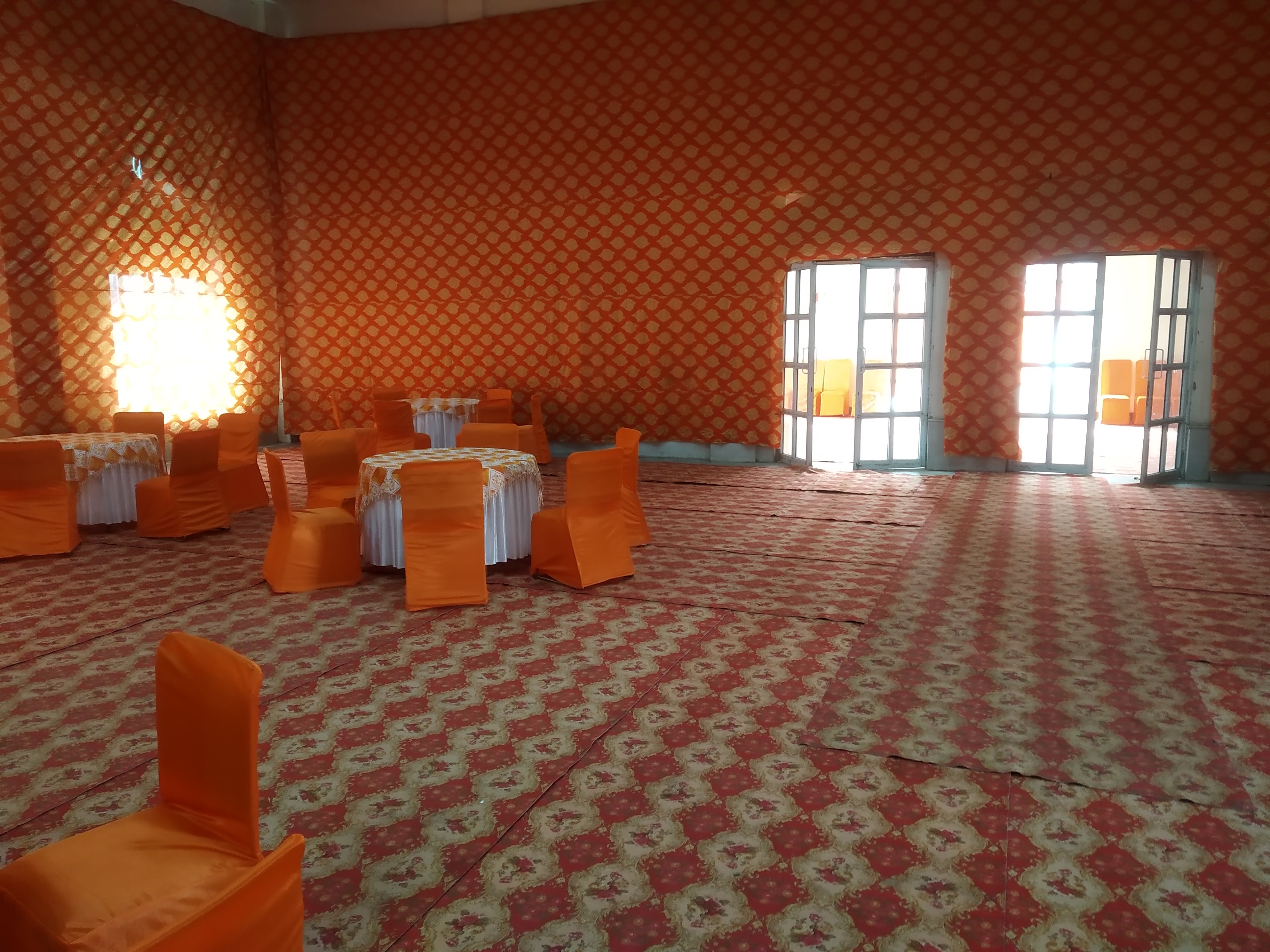 Community Centre DLF Phase III, Gurgaon — photo 1