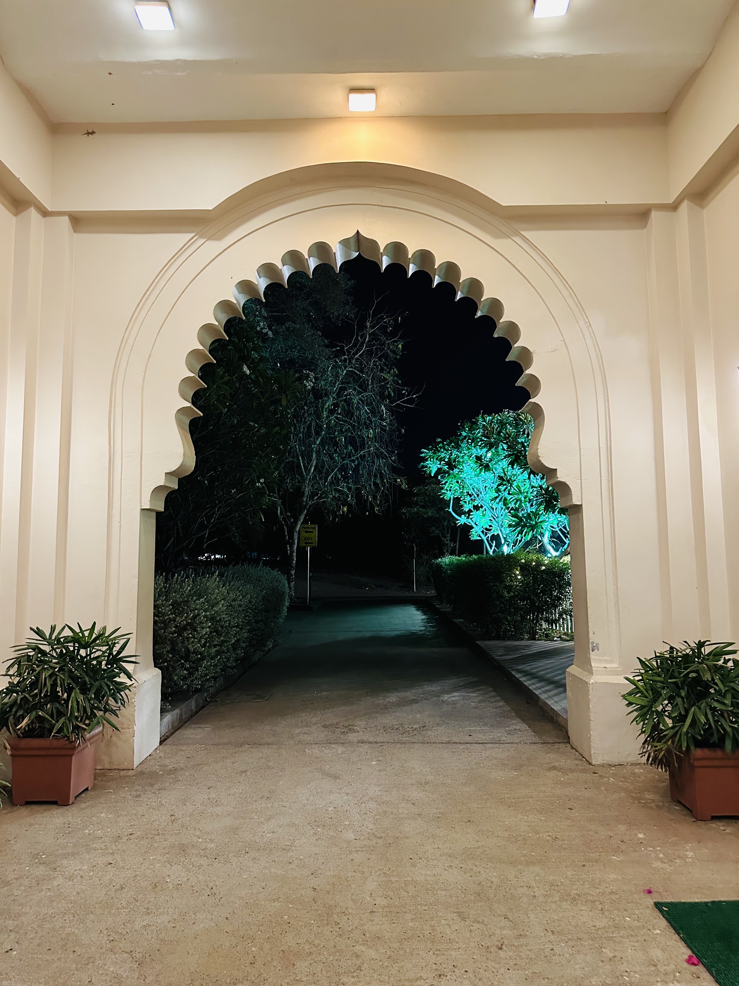 LVP BANQUETS & CONVENTIONS., Vadodara — photo 5