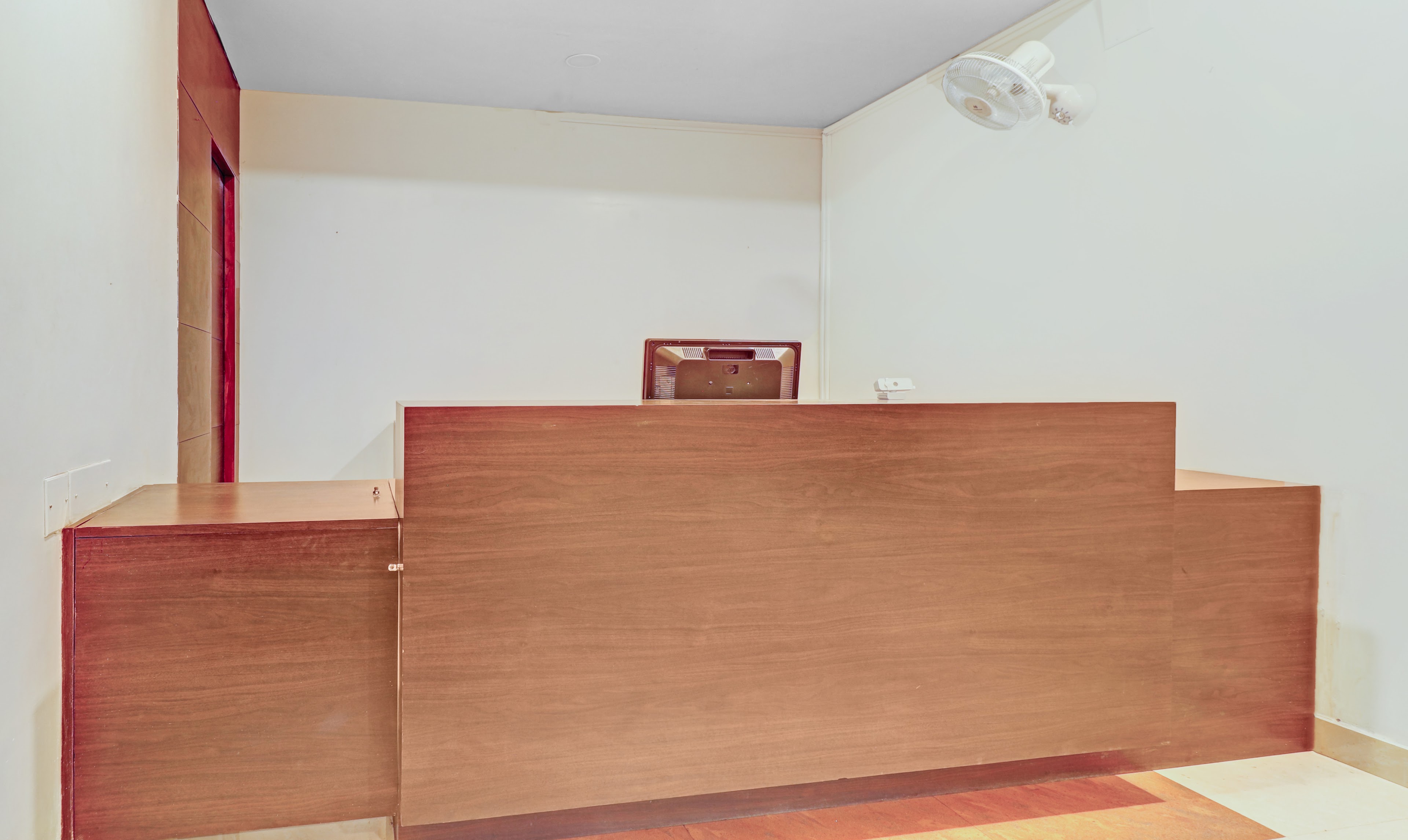 S V MANOR Rooms & Banquet Hall, Kakinada — photo 4