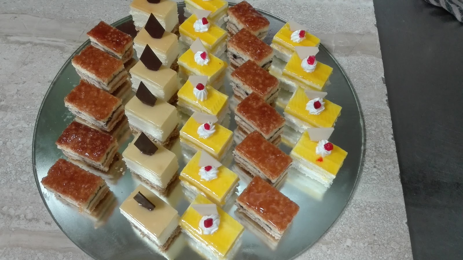 Ala Mode Banquets, Mumbai — photo 10