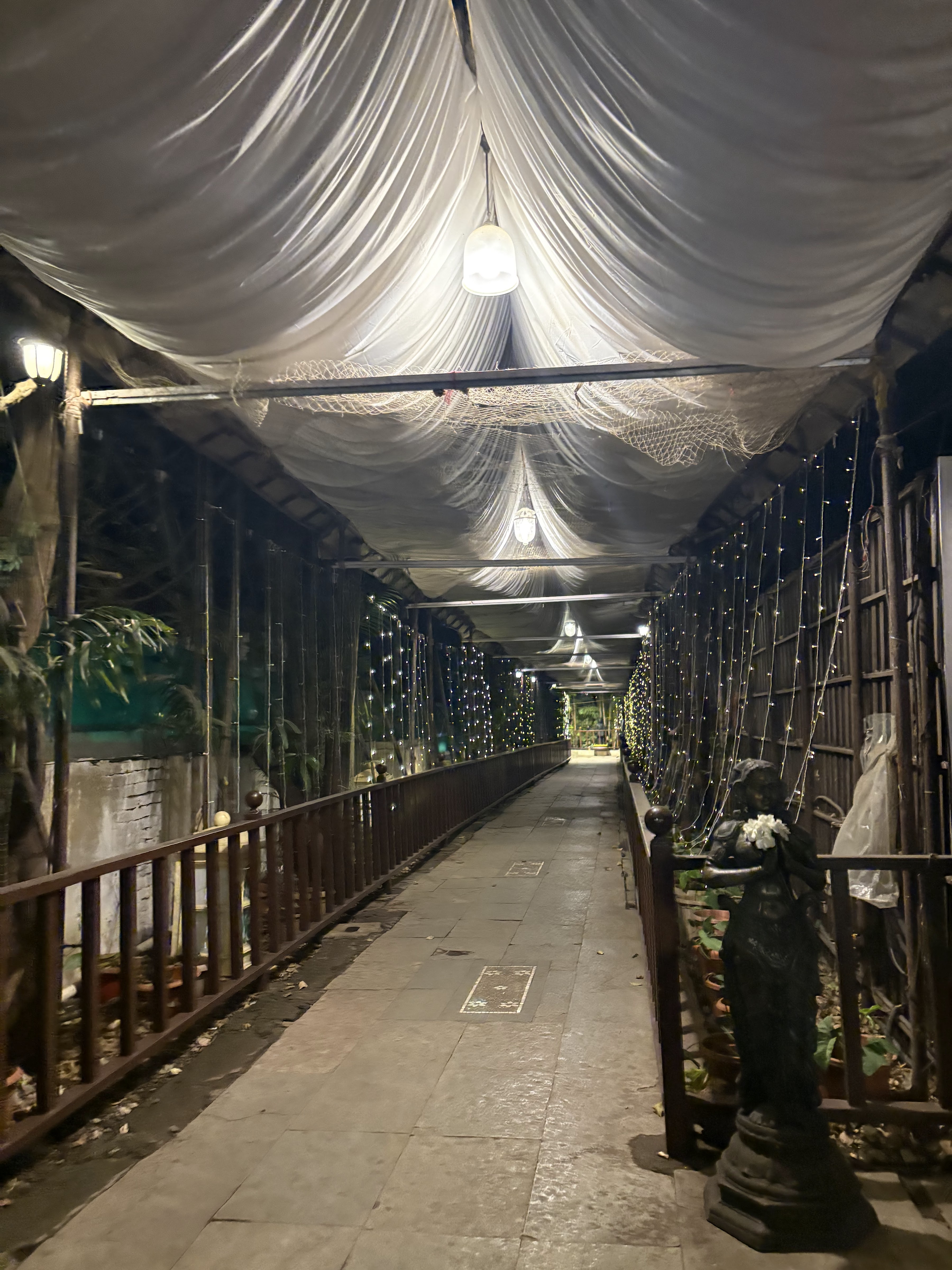 Exotica - The Tropical Retreat, Thane — photo 4