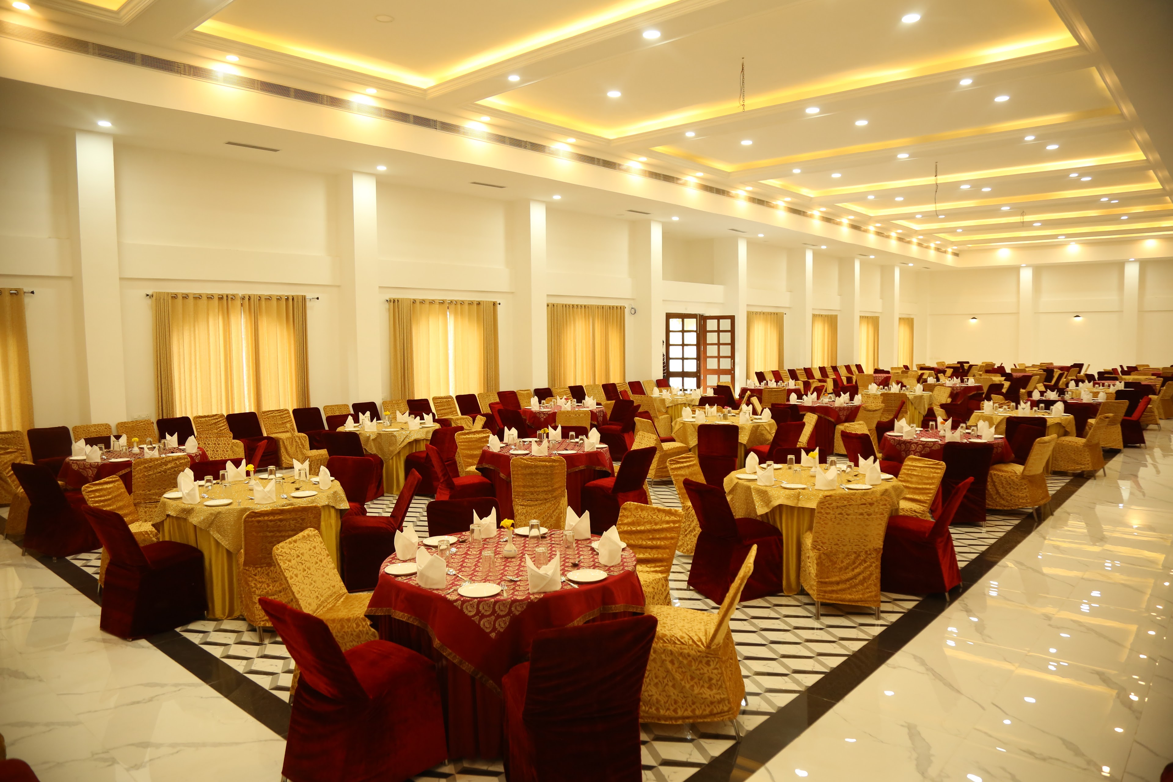 The Darbar Hall, jüSTa Rajputana Resort and Convention Centre, Udaipur — photo 8