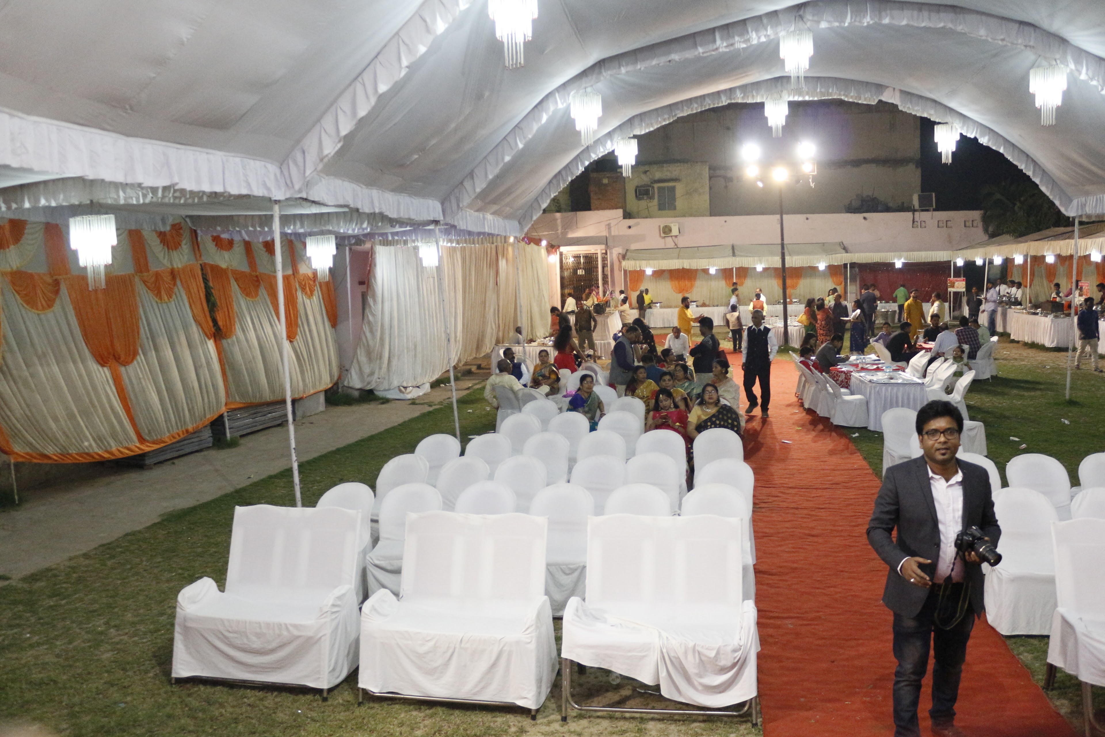 Marriage Point Lawn, Varanasi — photo 2
