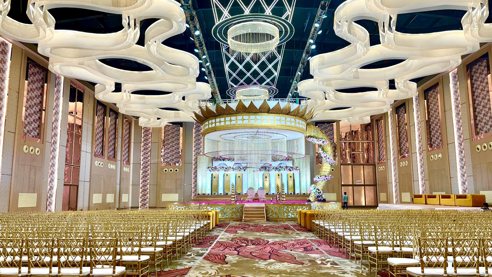 K. Divine Lawns & Convention, Mumbai — photo 1