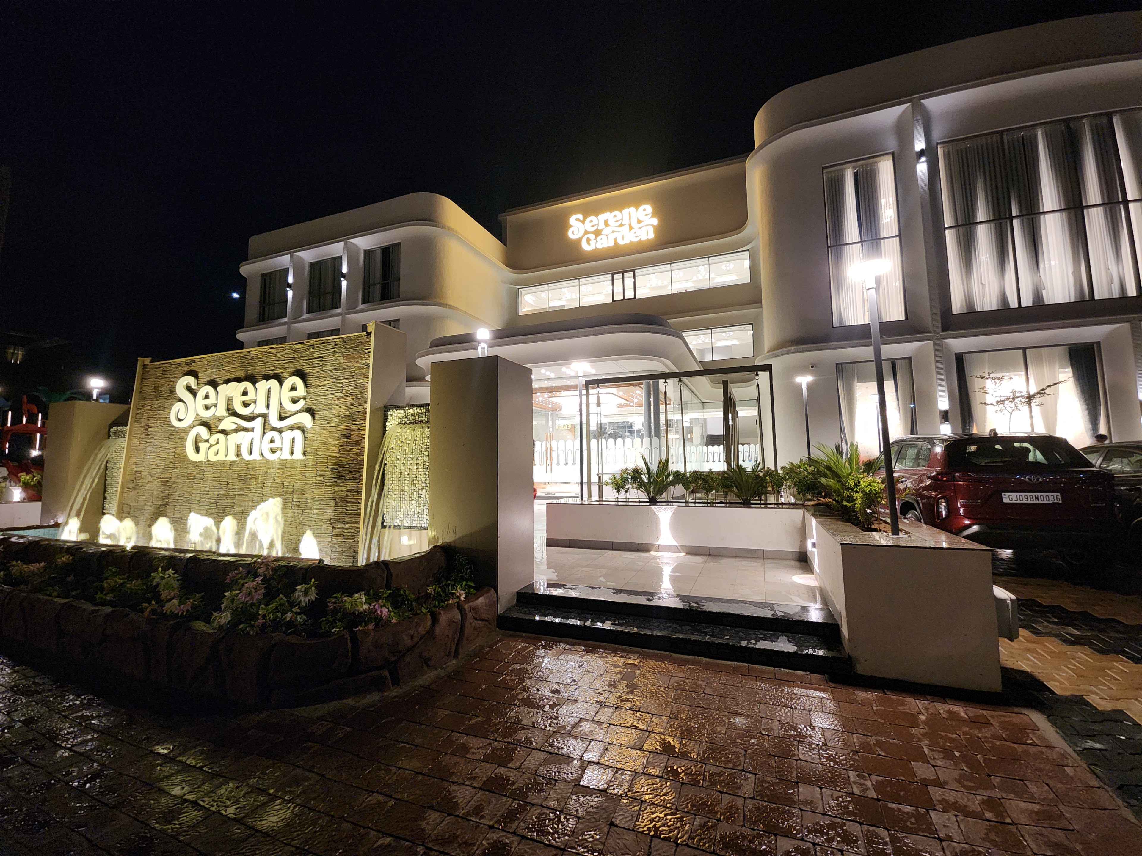 The Serene Garden Multicuisine Restaurant and Banquet - Gandhinagar, Gandhinagar — photo 1