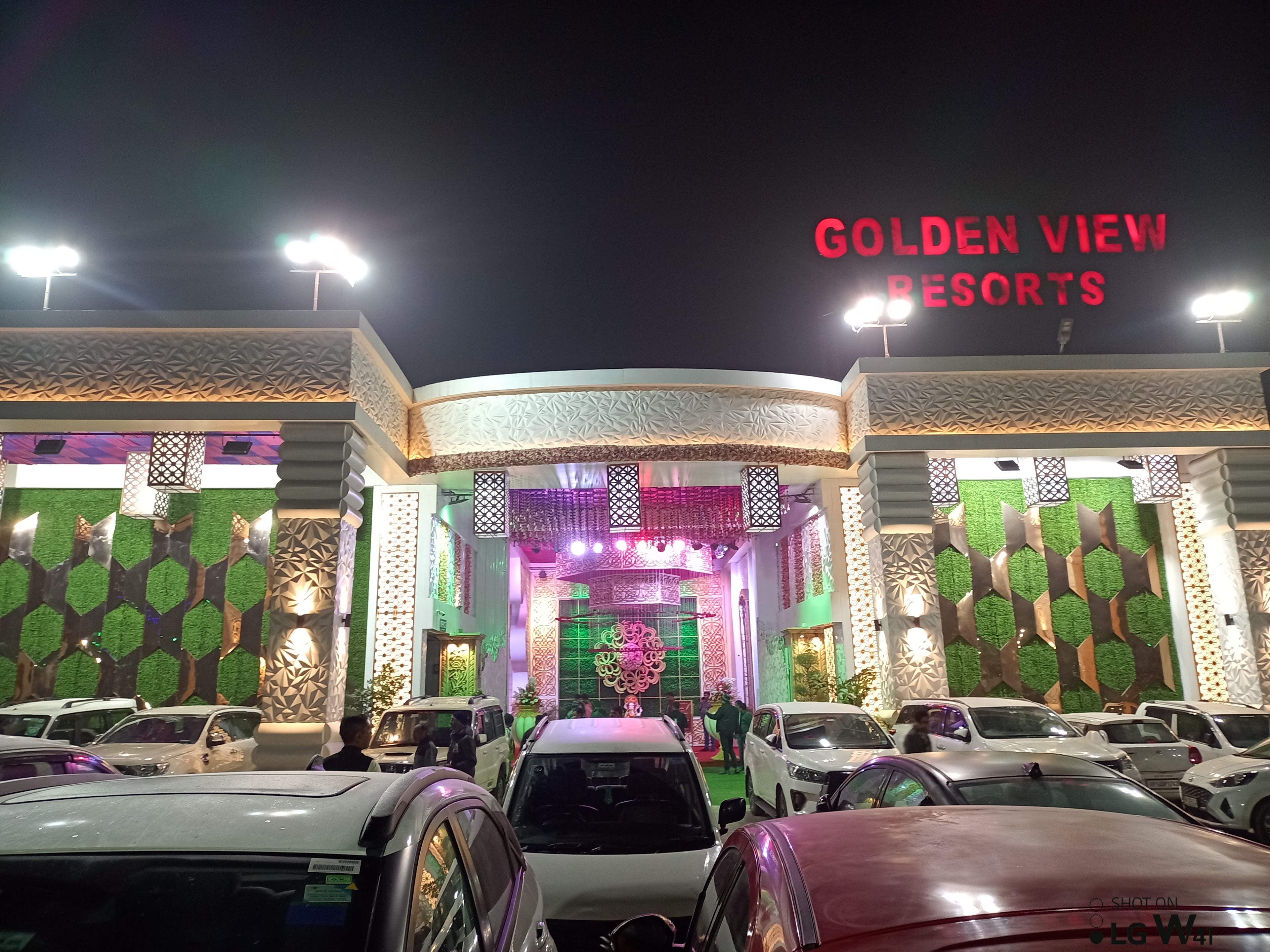Golden View Resorts, Ghaziabad — photo 1